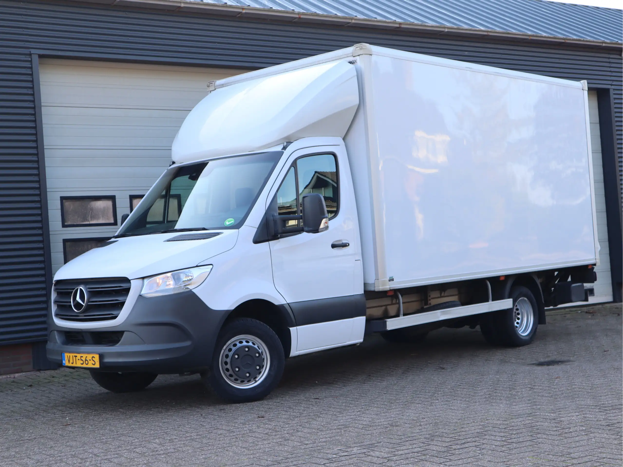 Mercedes-Benz - Sprinter