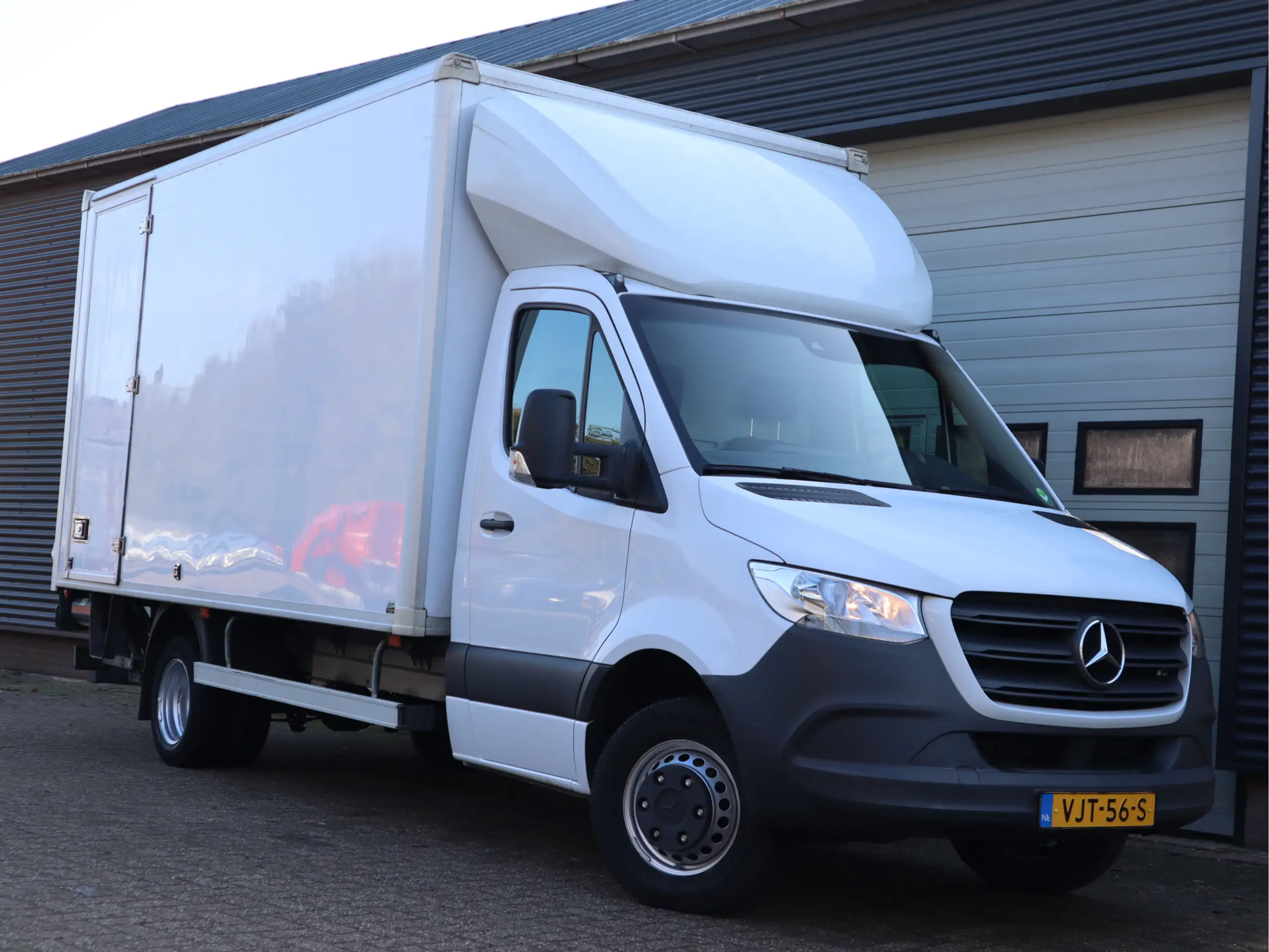 Mercedes-Benz - Sprinter