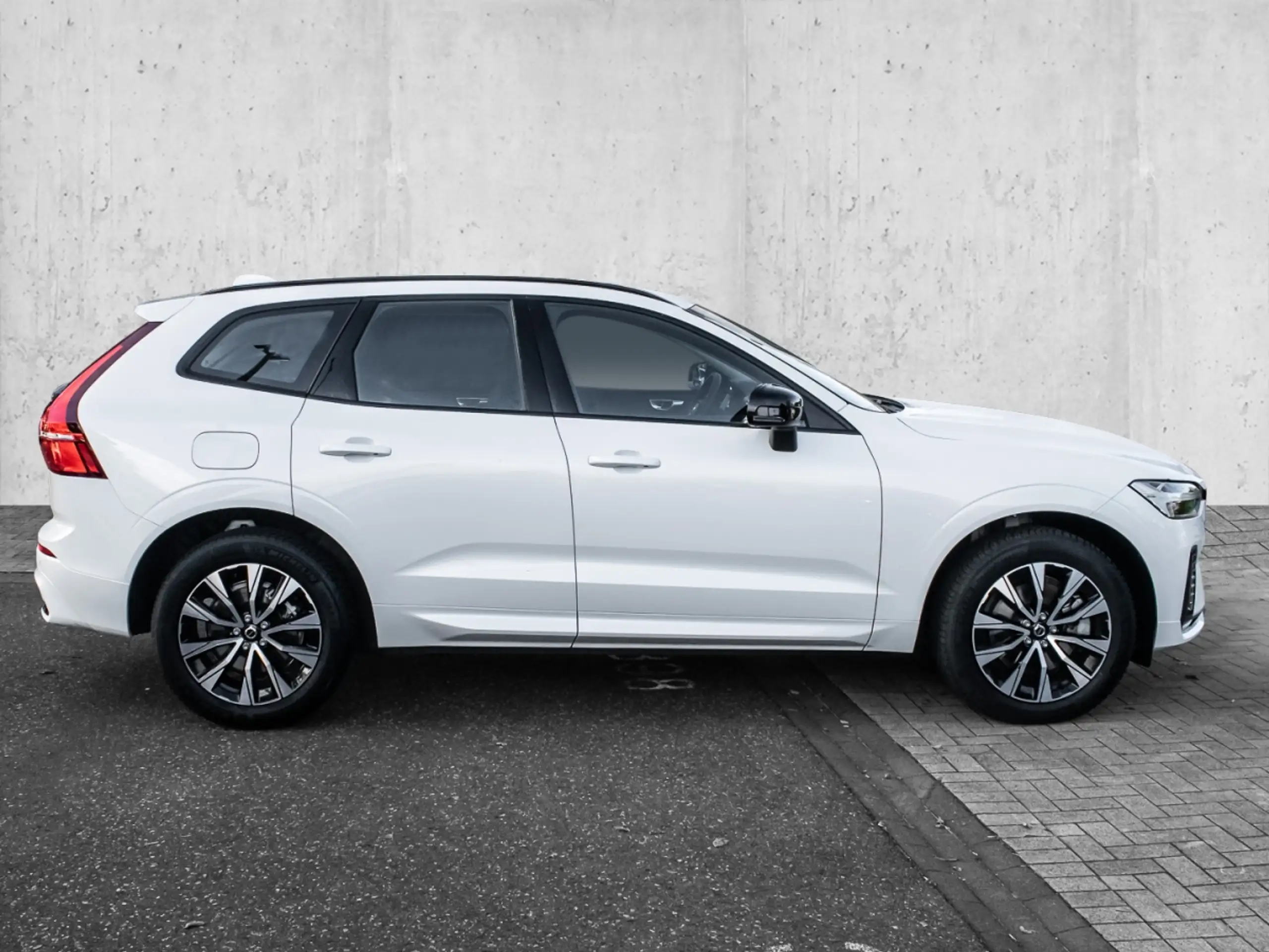 Volvo - XC60