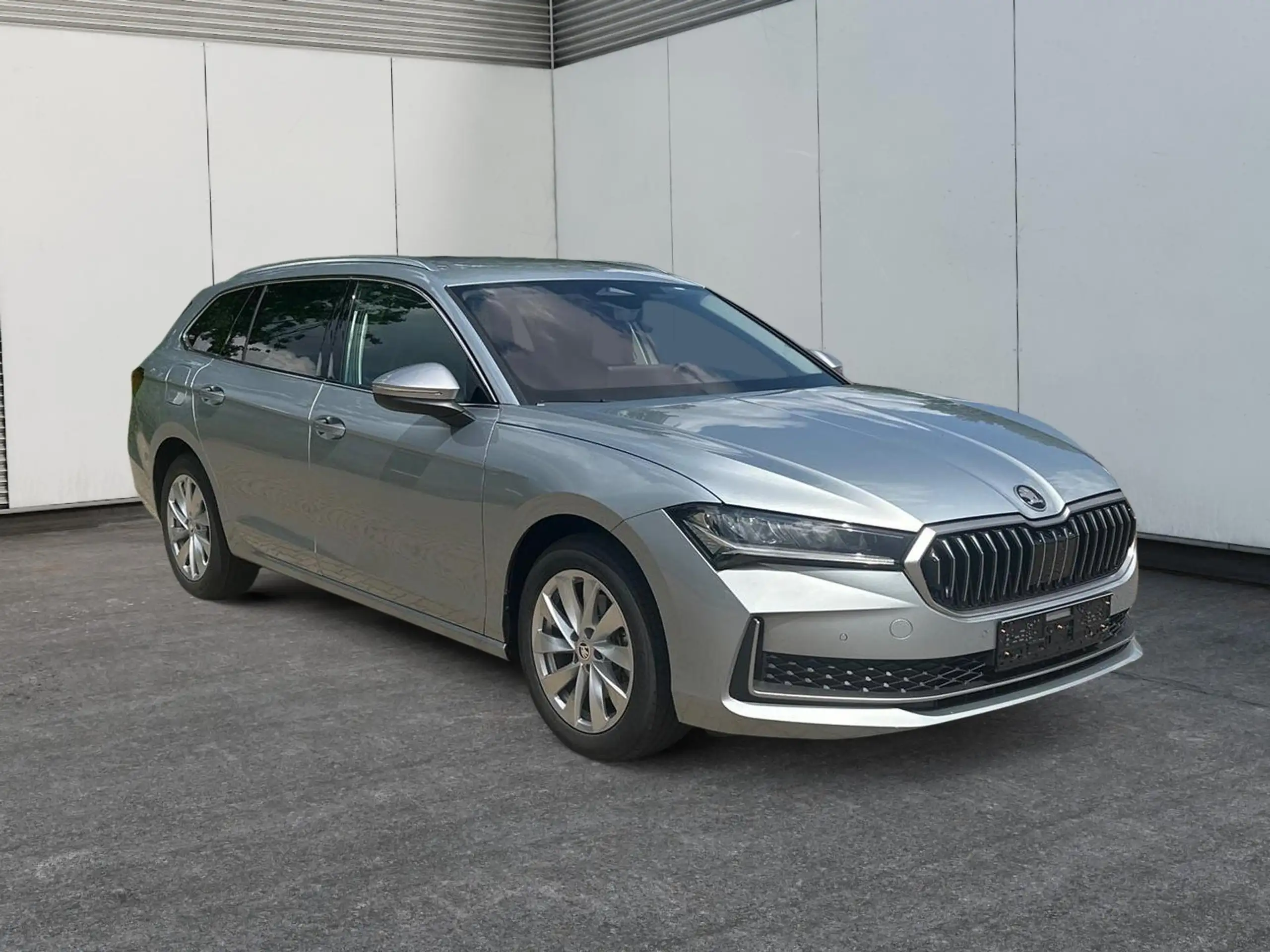 Skoda - Superb