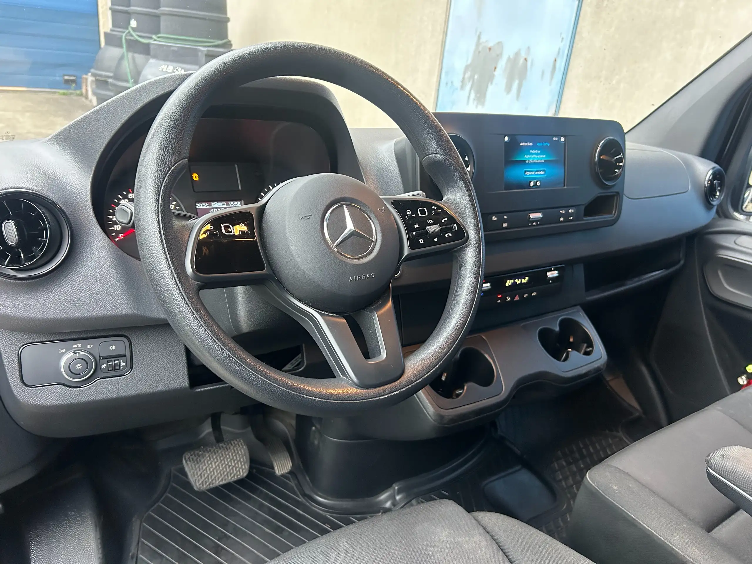 Mercedes-Benz - Sprinter