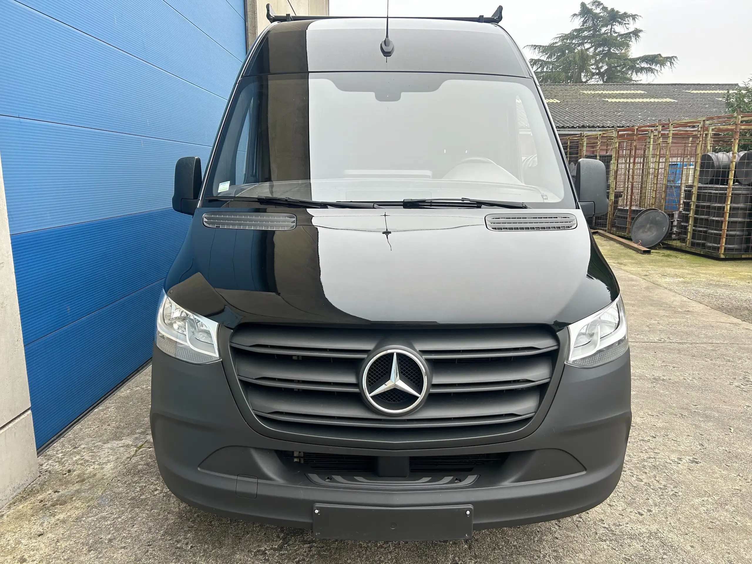 Mercedes-Benz - Sprinter