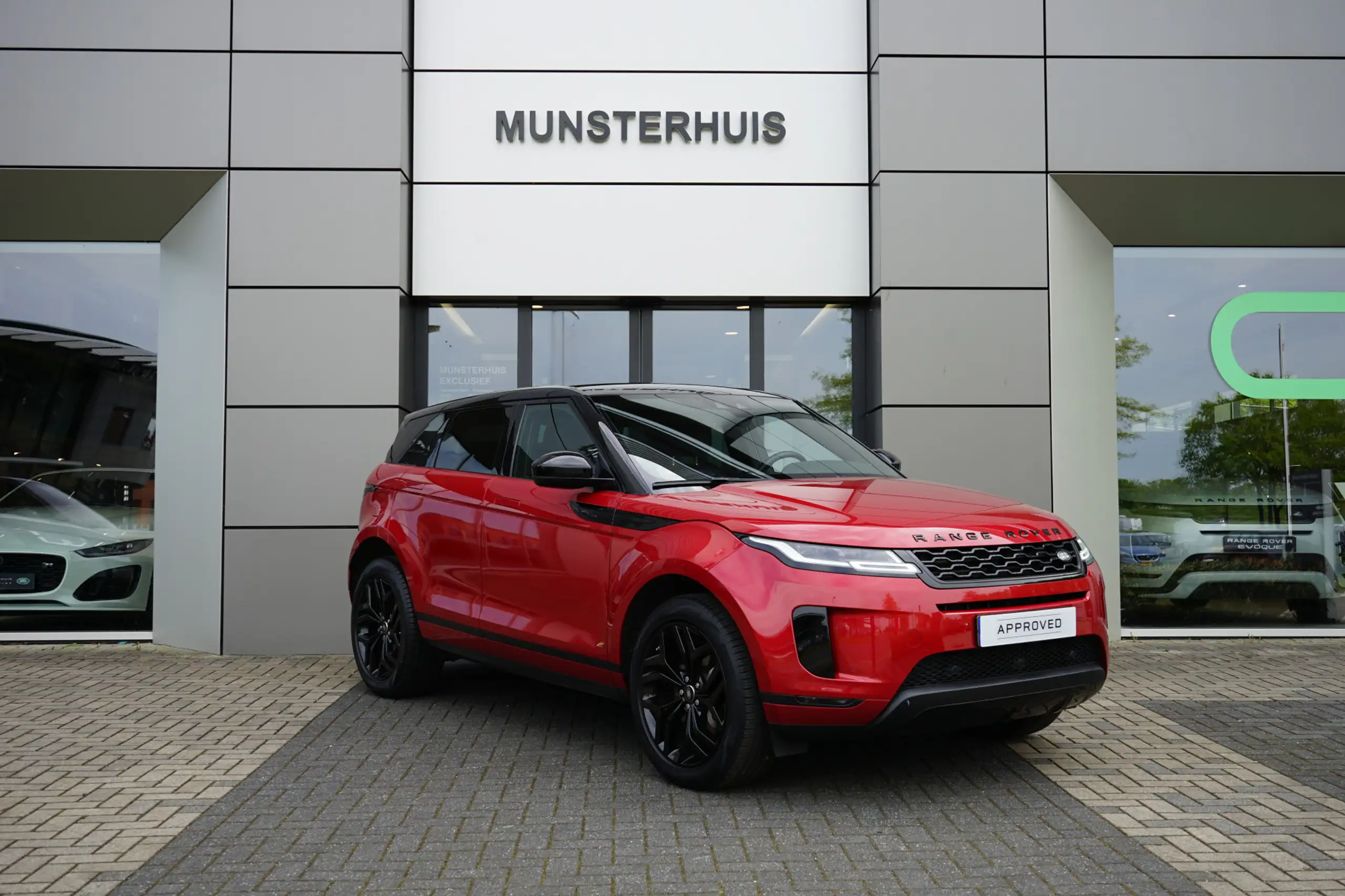 Land Rover - Range Rover Evoque