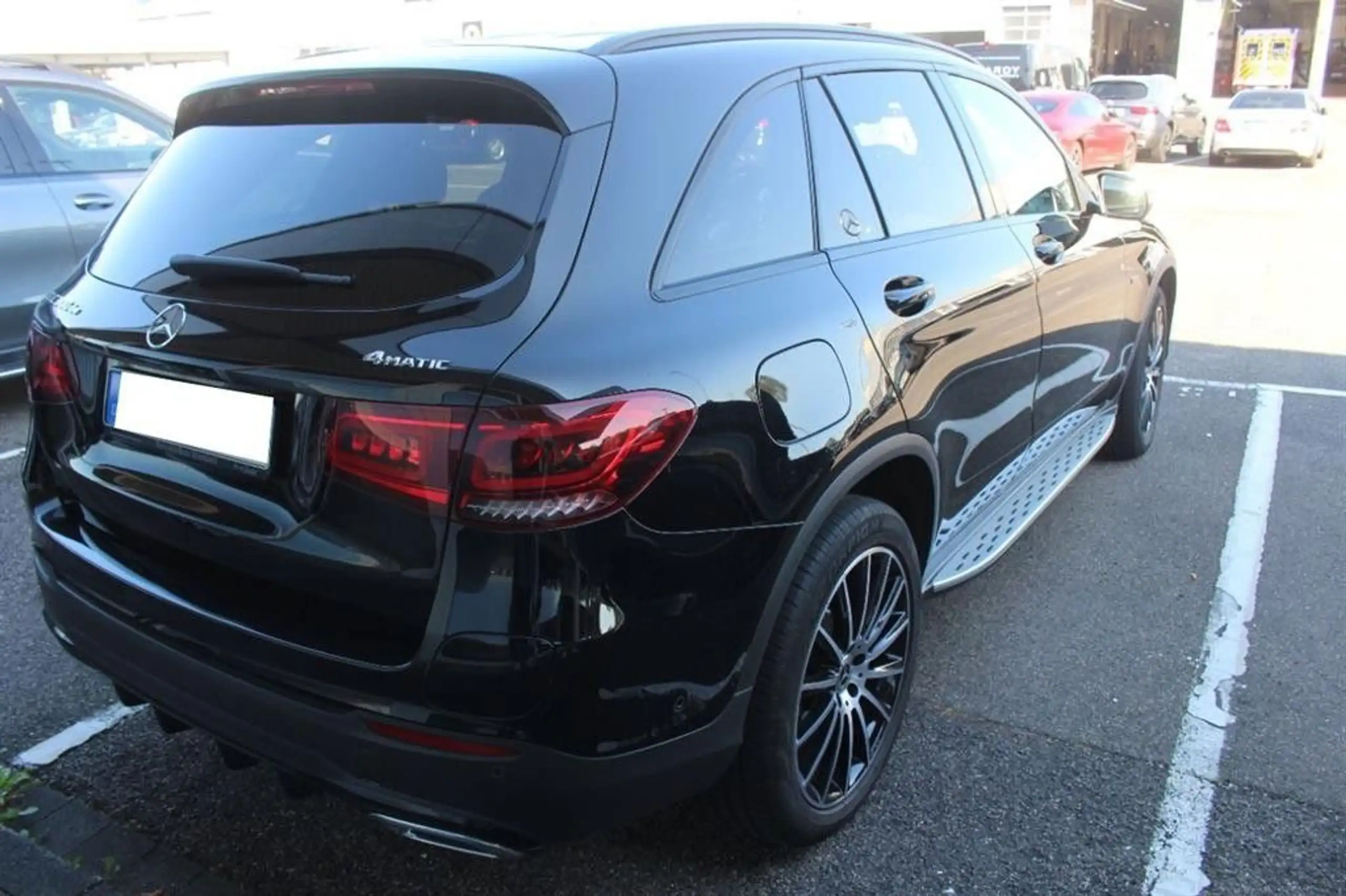 Mercedes-Benz - GLC 300