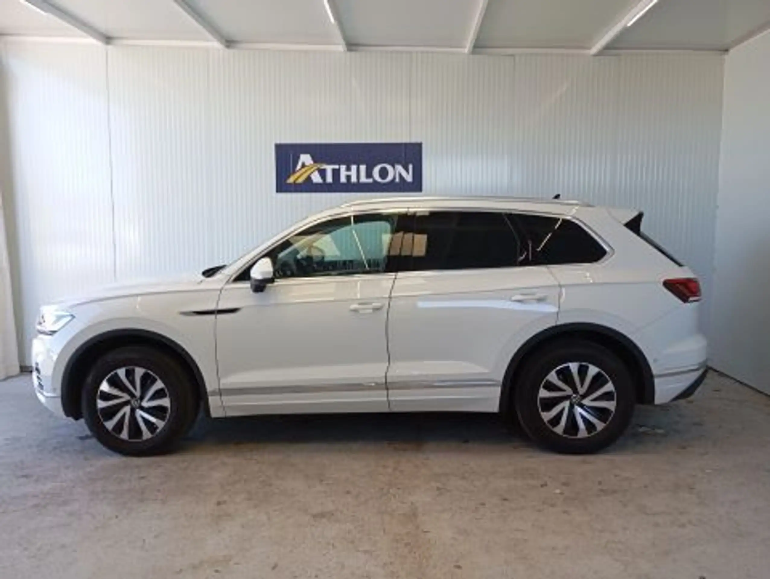 Volkswagen - Touareg