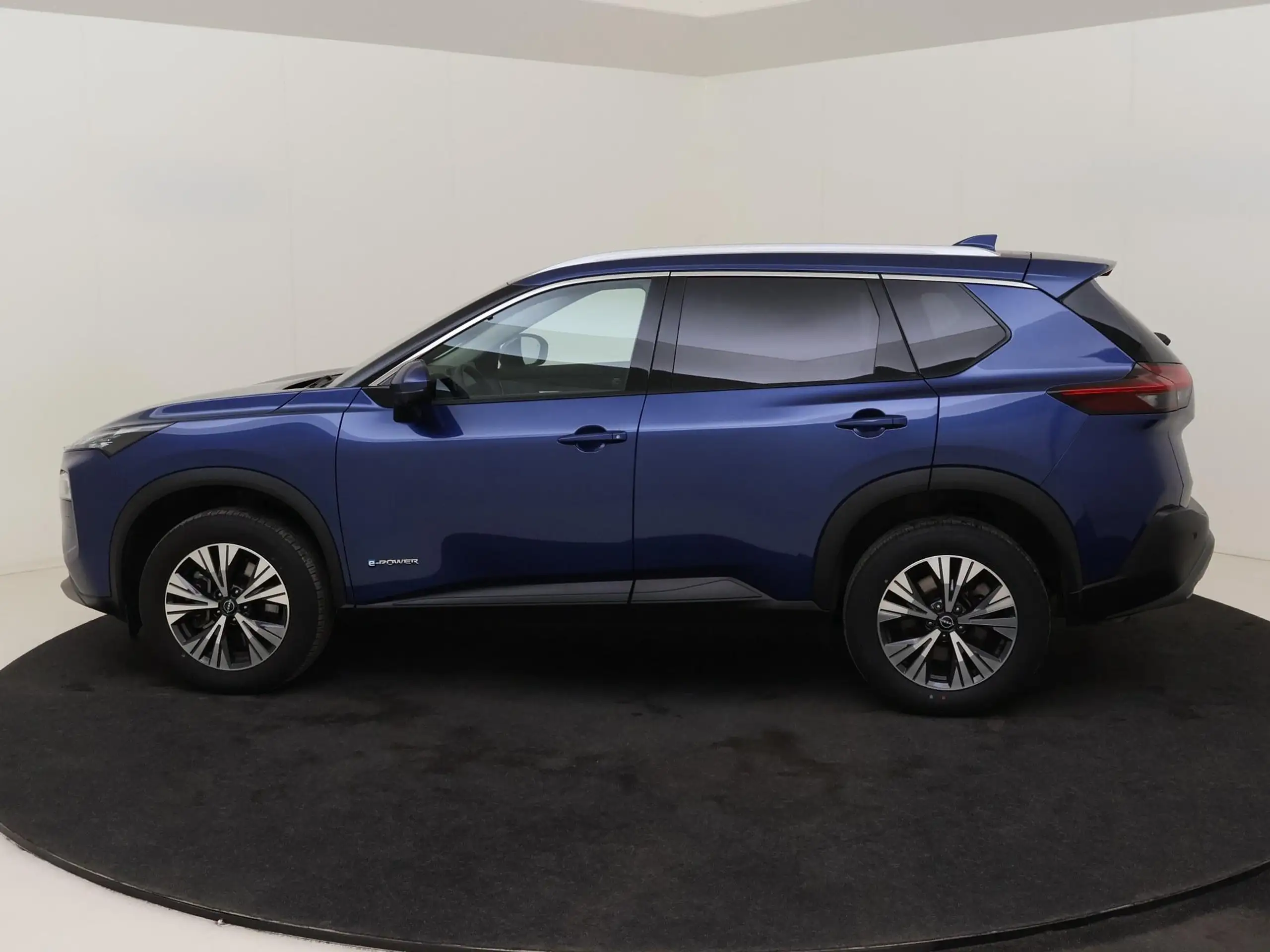 Nissan - X-Trail