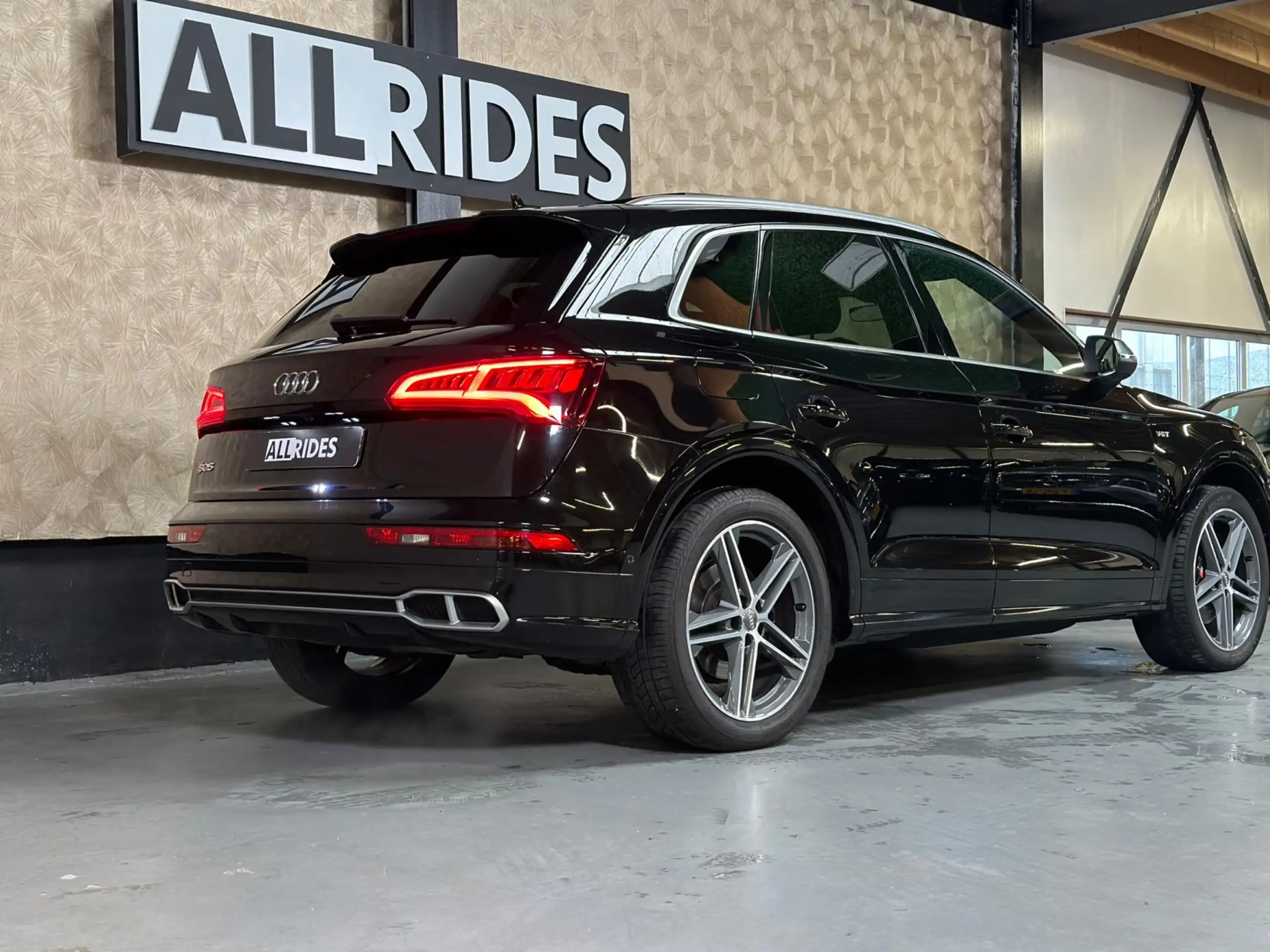 Audi - SQ5