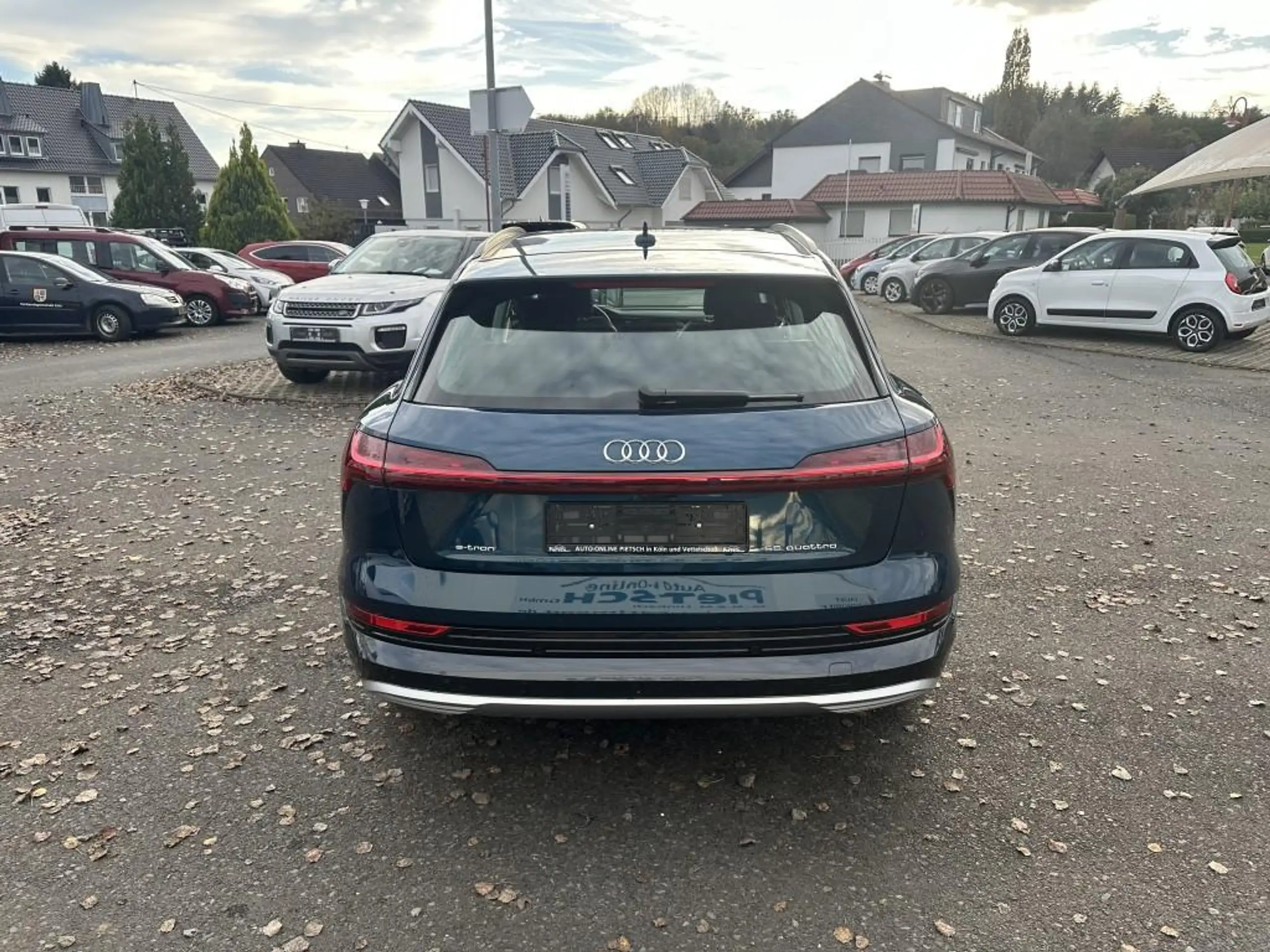 Audi - e-tron