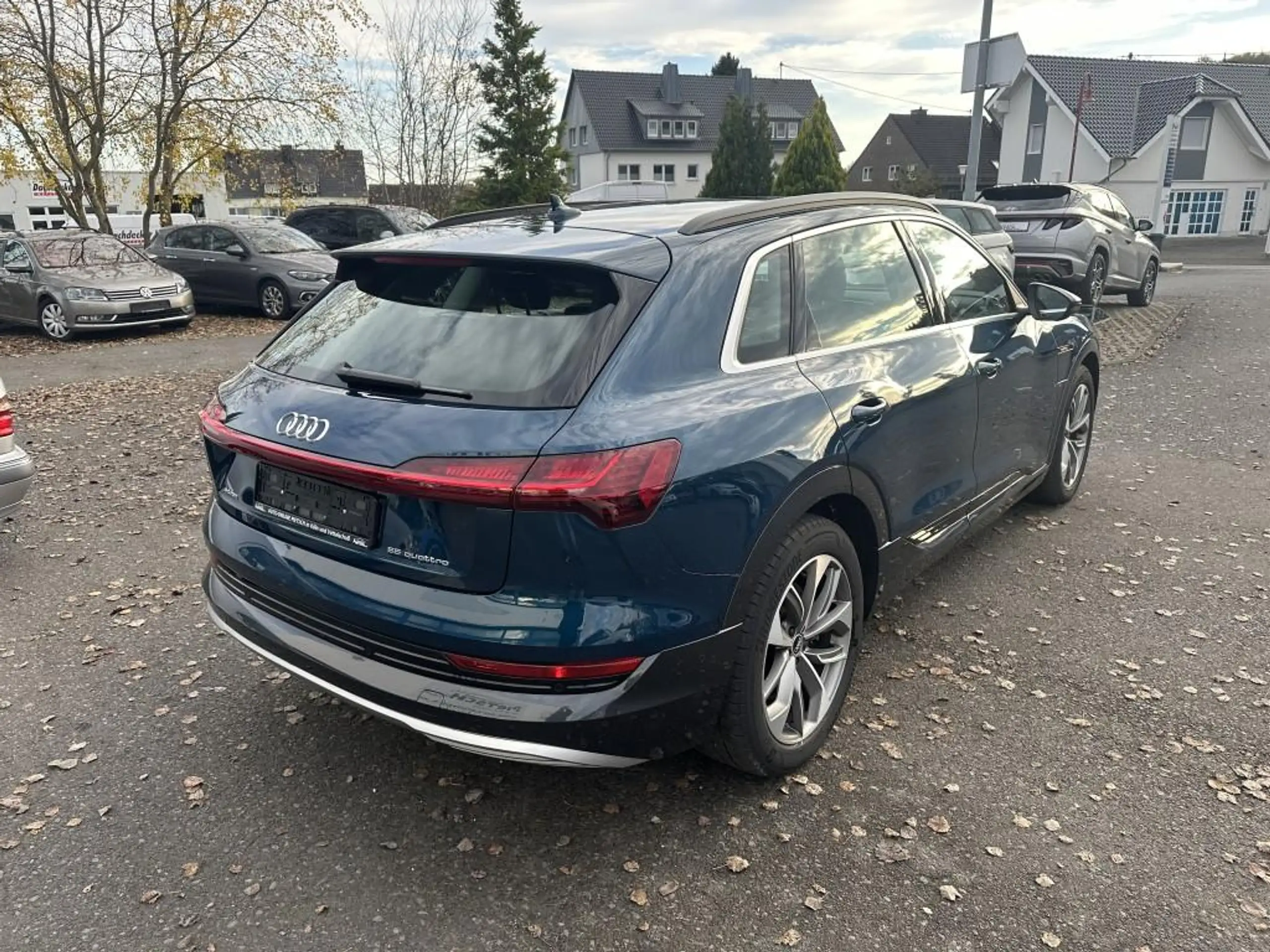 Audi - e-tron