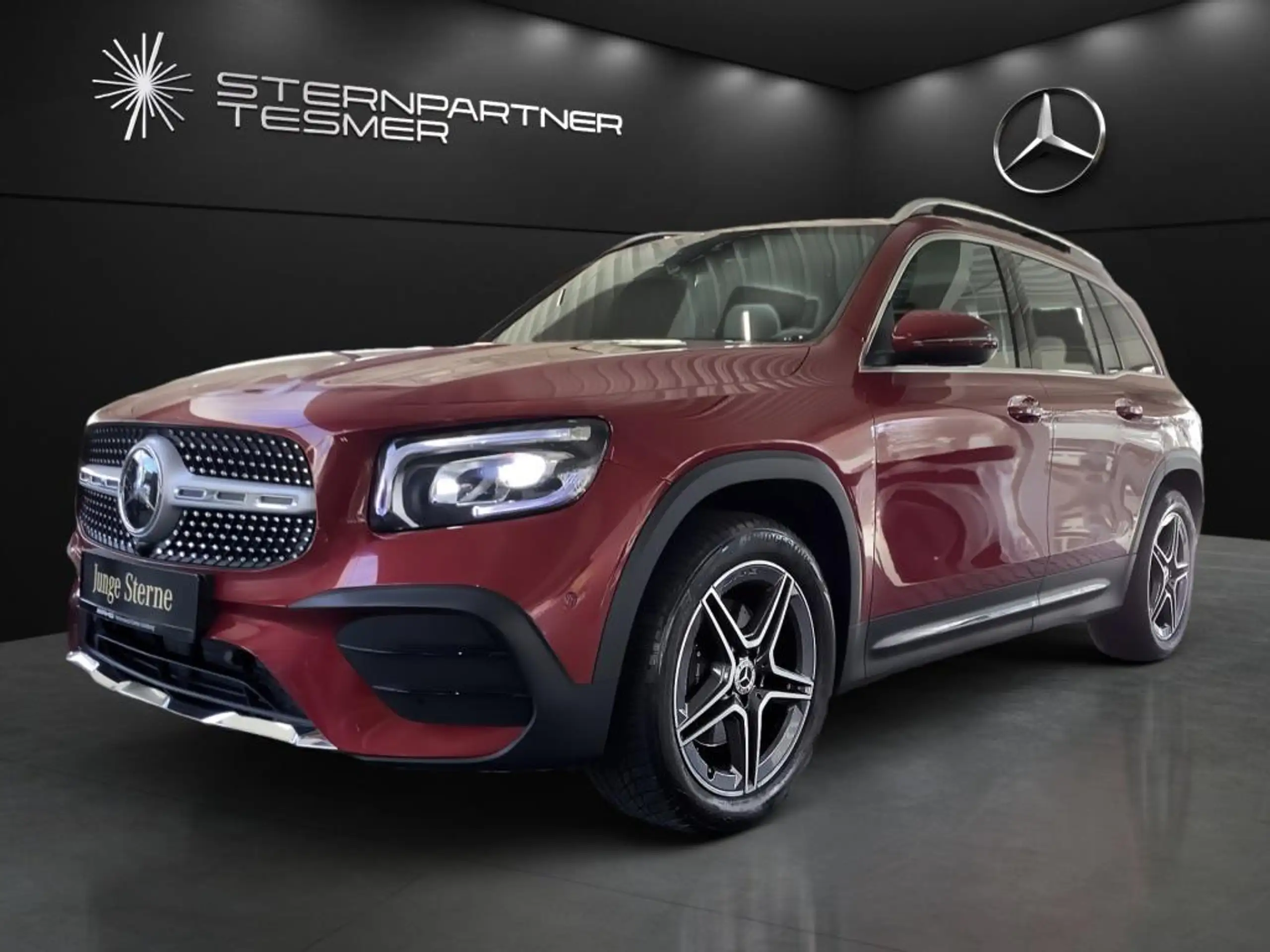 Mercedes-Benz GLB 200 2023