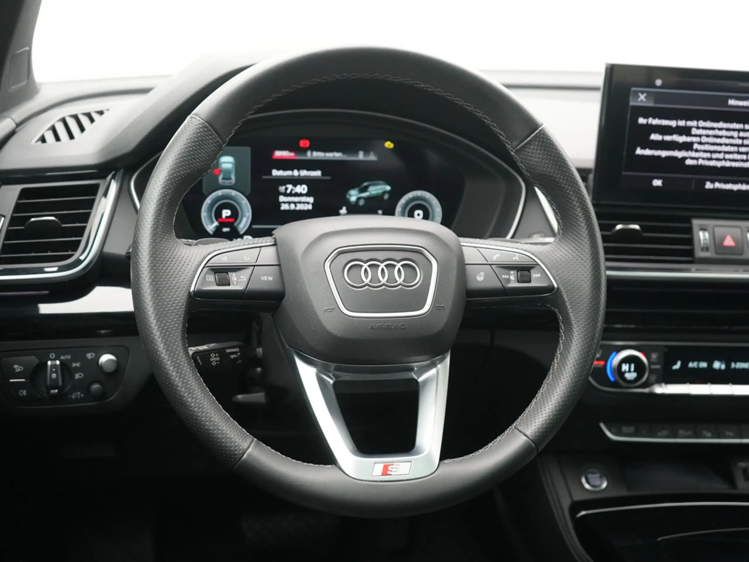 Audi - Q5