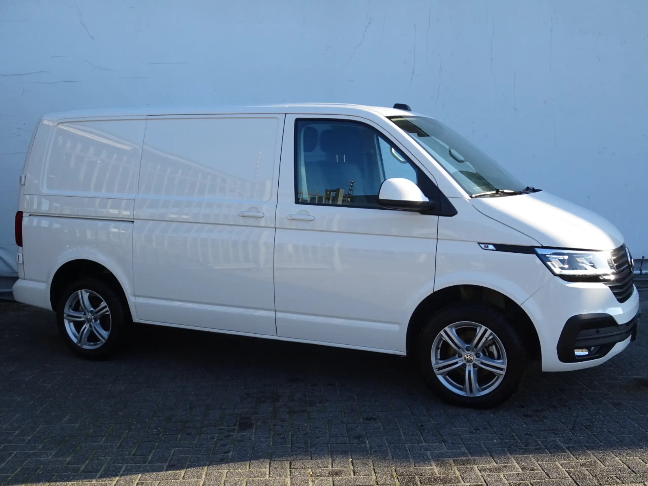 Volkswagen - Transporter