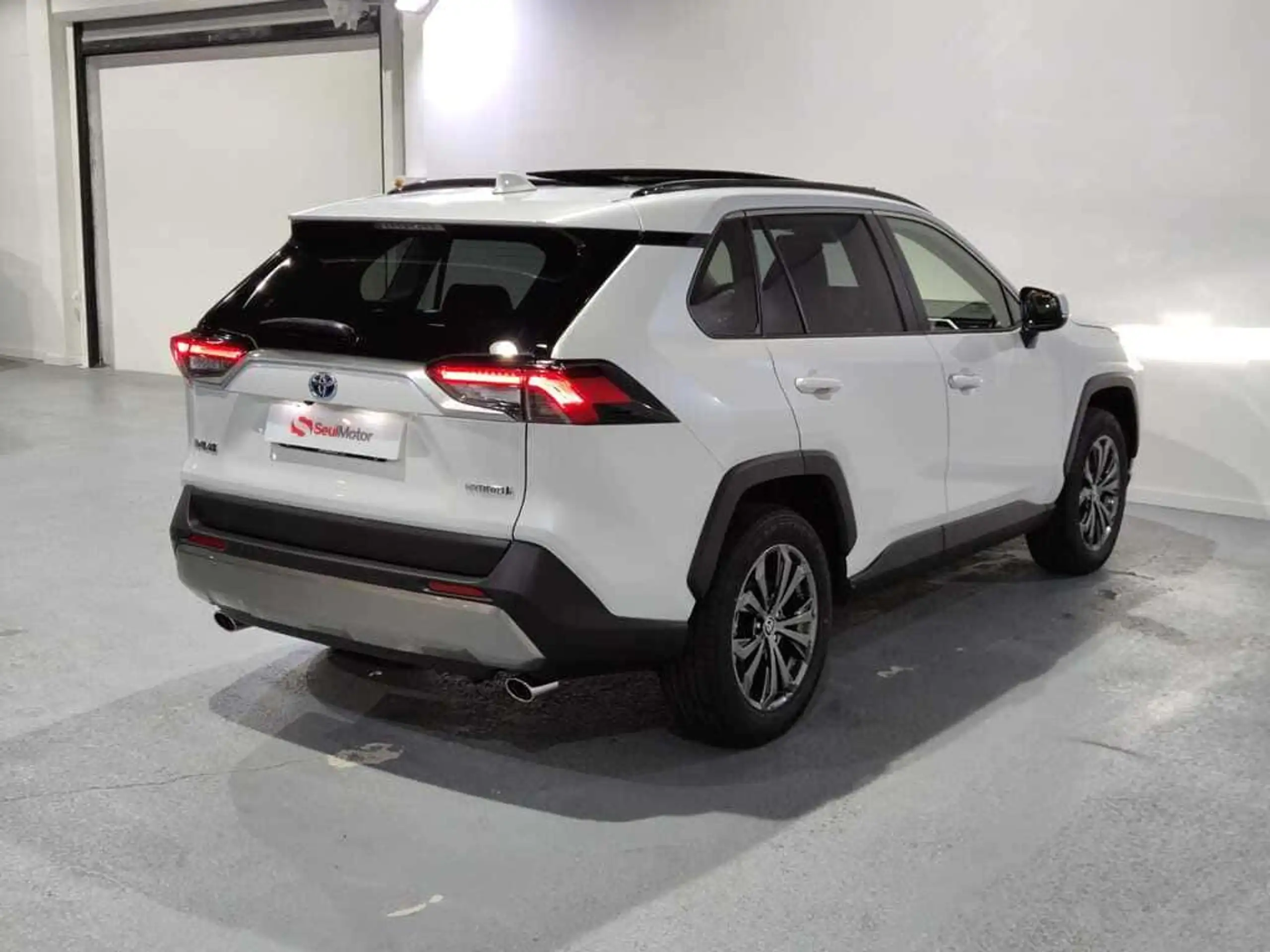 Toyota - RAV 4