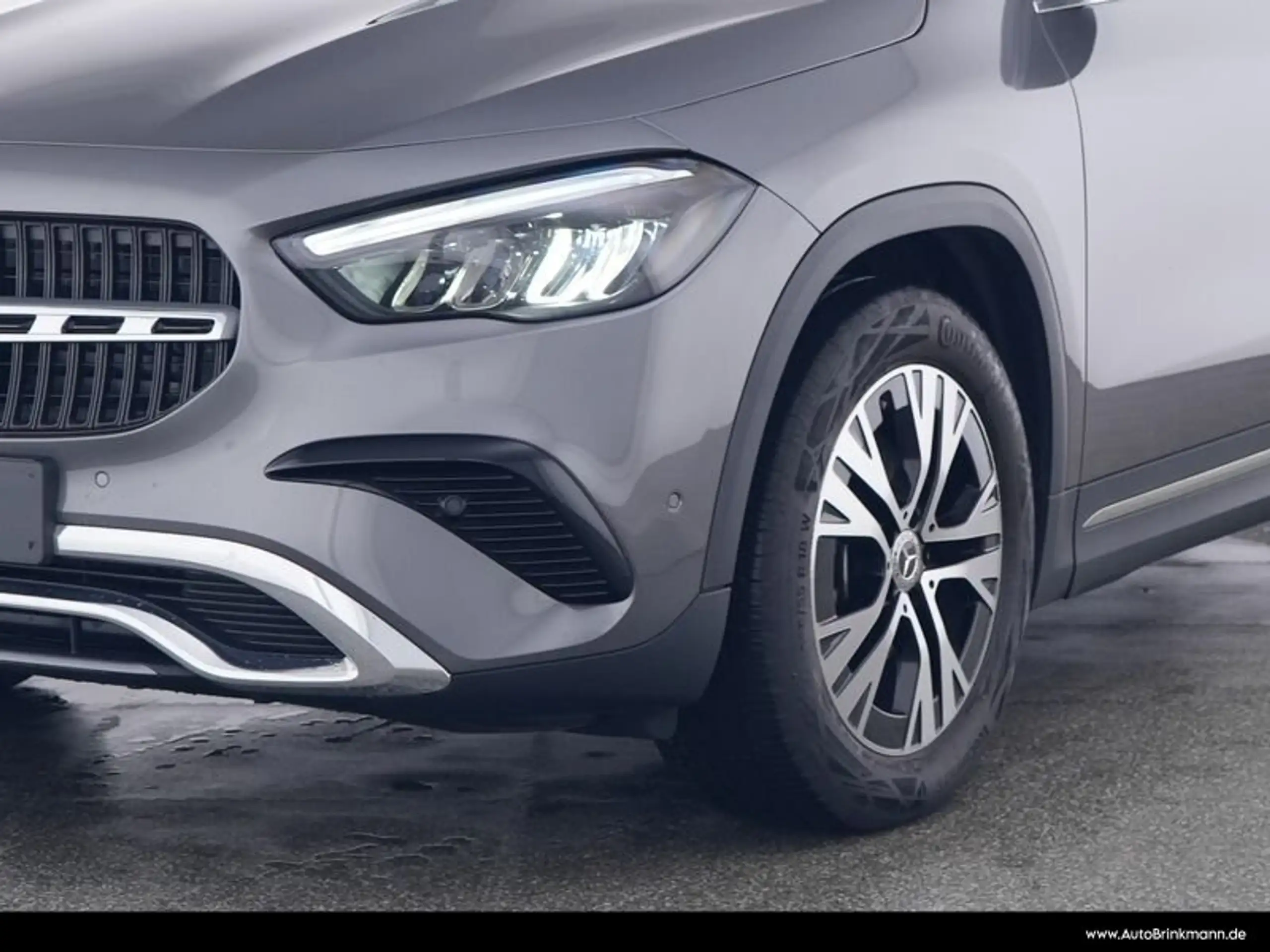 Mercedes-Benz - GLA 200