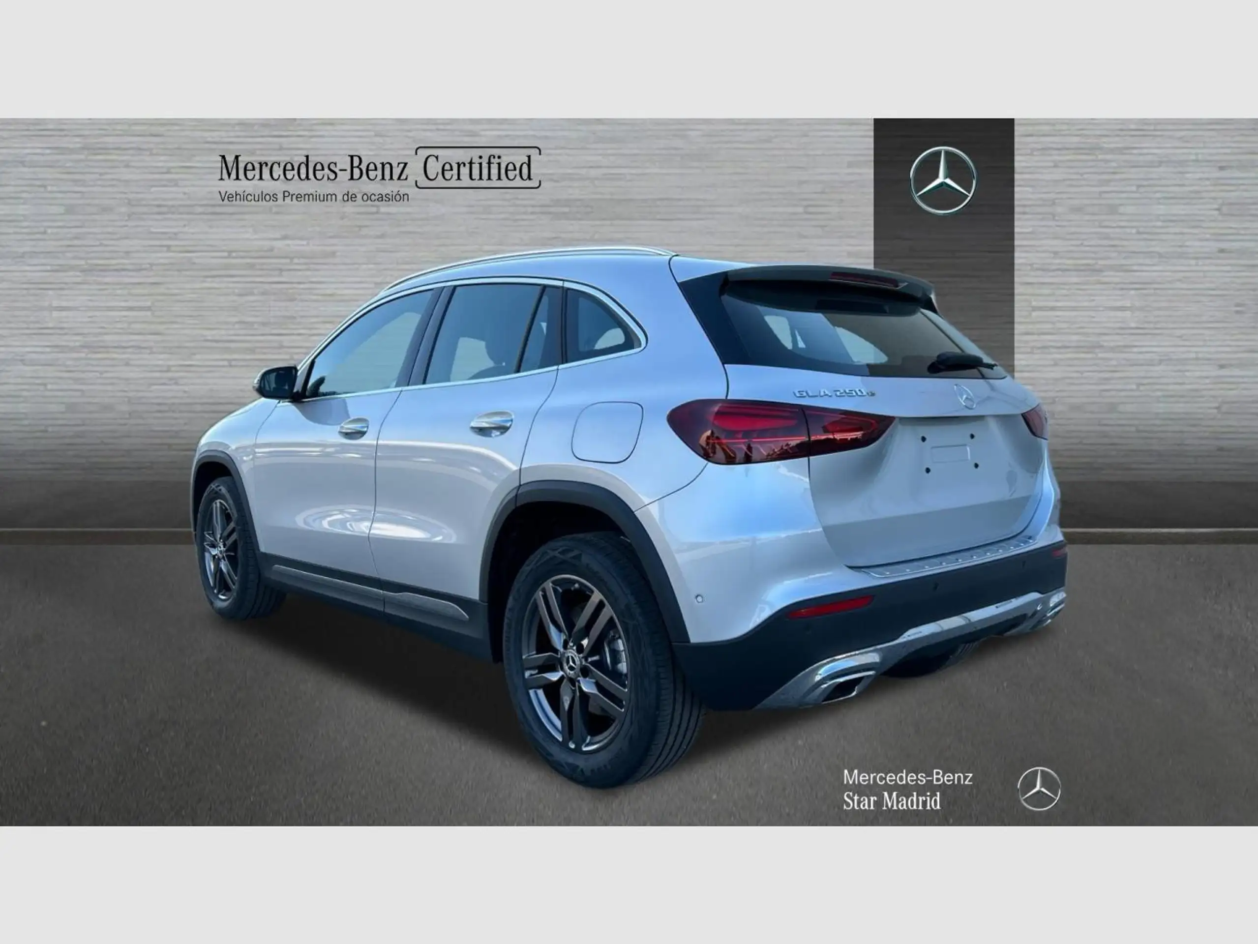 Mercedes-Benz - GLA 250