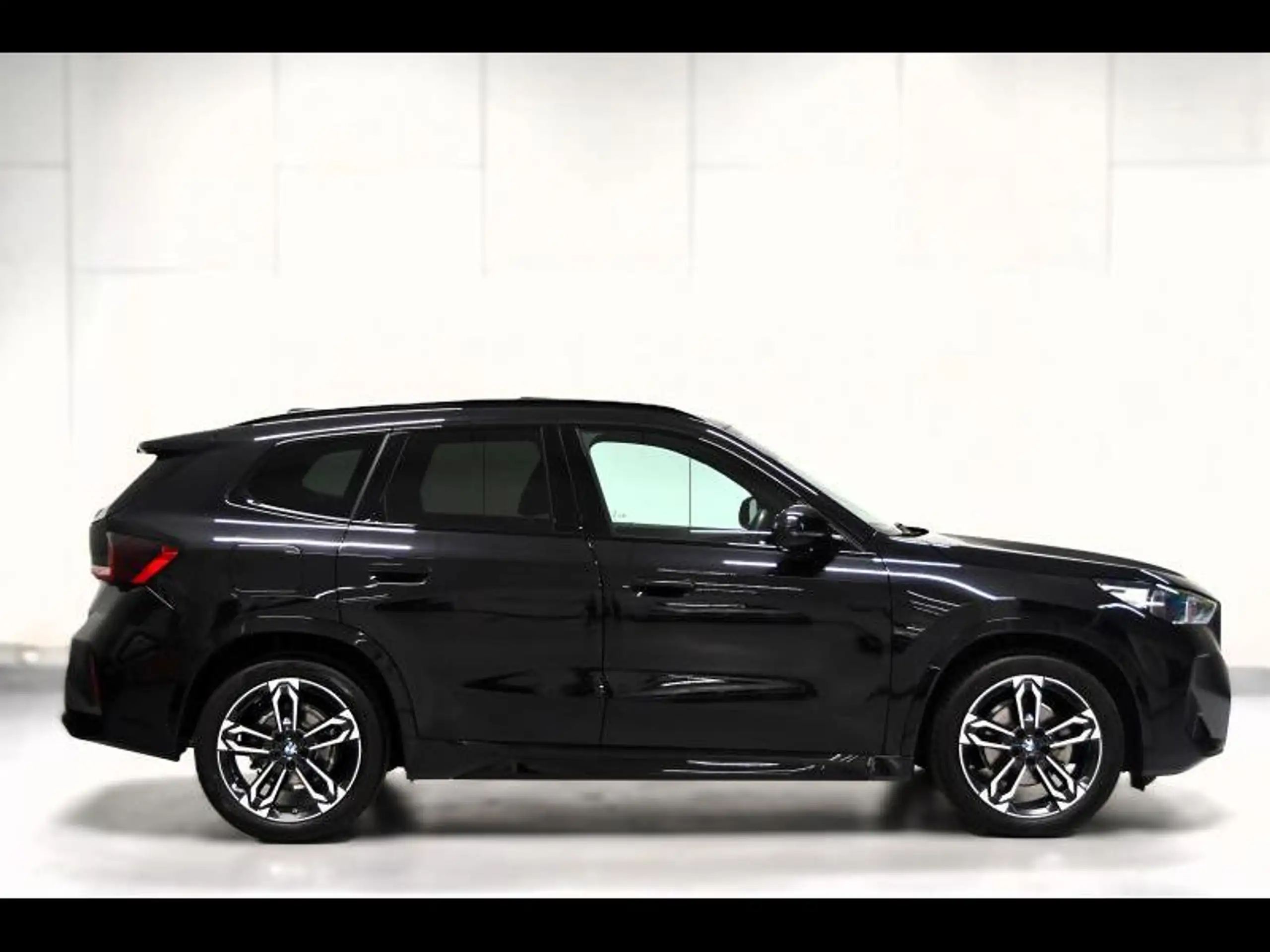 BMW - X1