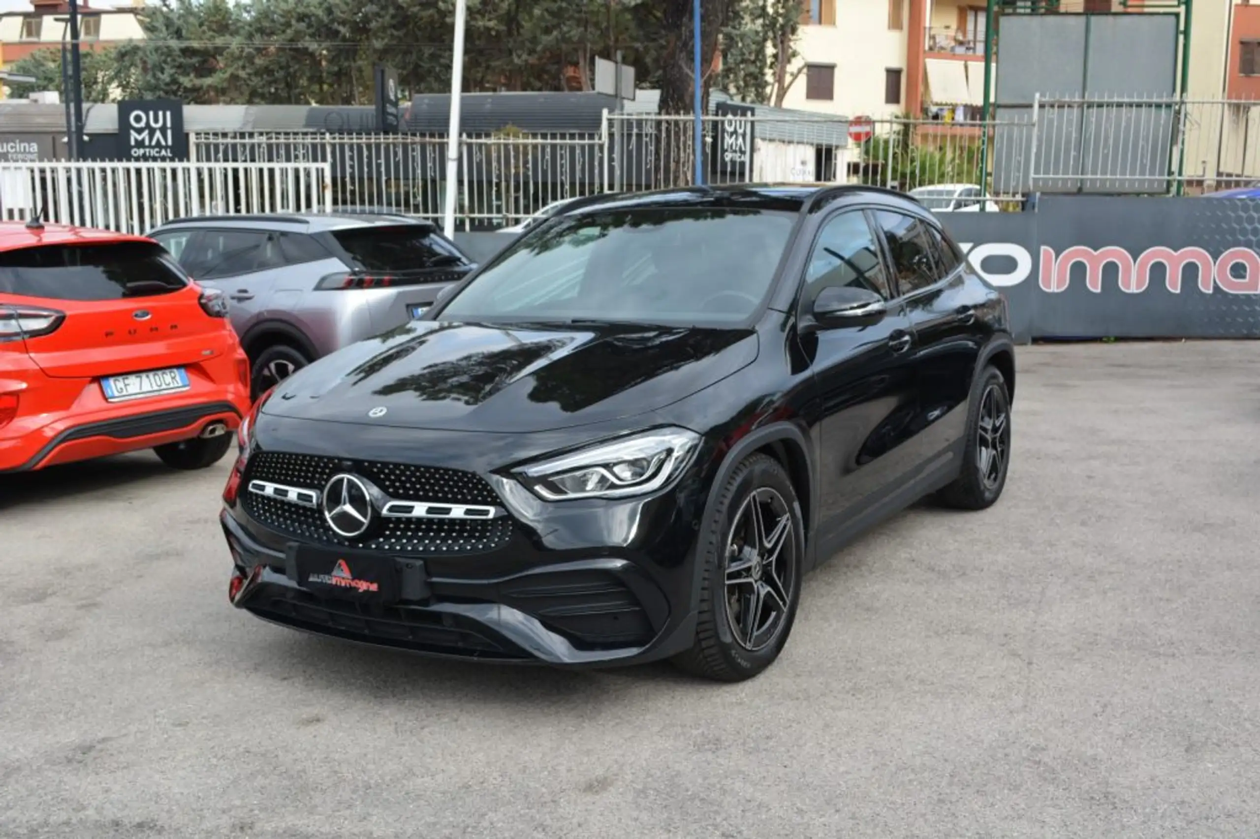 Mercedes-Benz - GLA 200