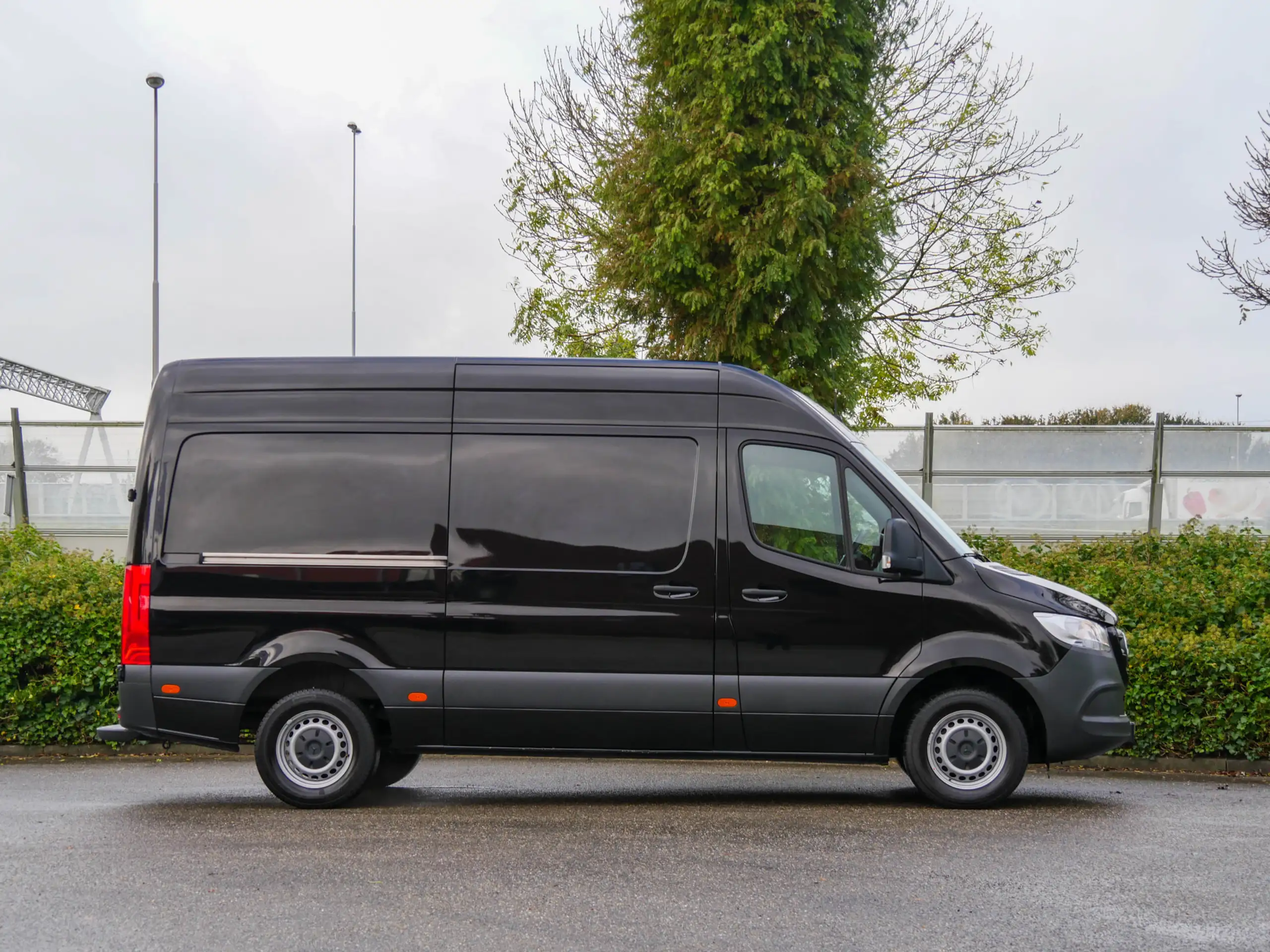 Mercedes-Benz - Sprinter