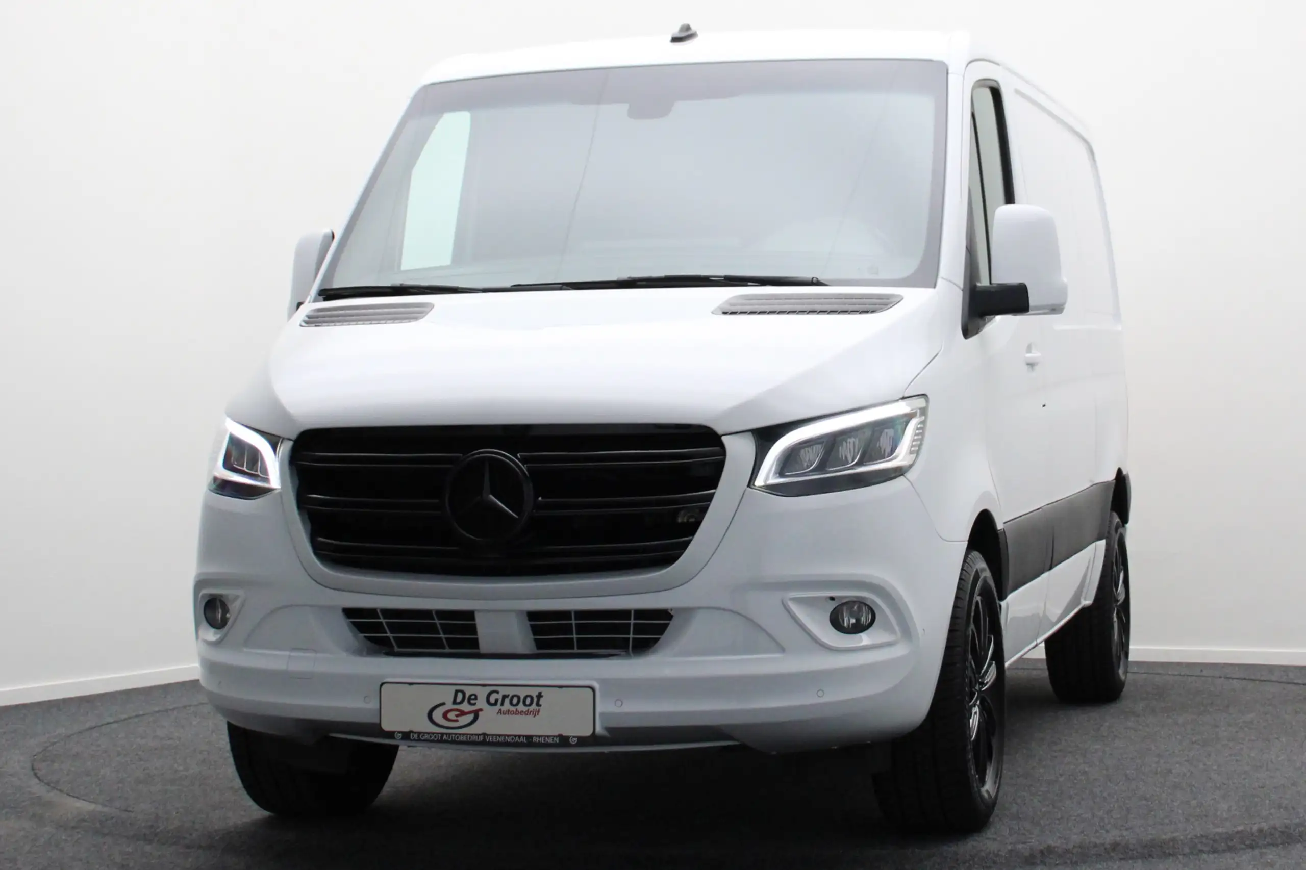 Mercedes-Benz - Sprinter