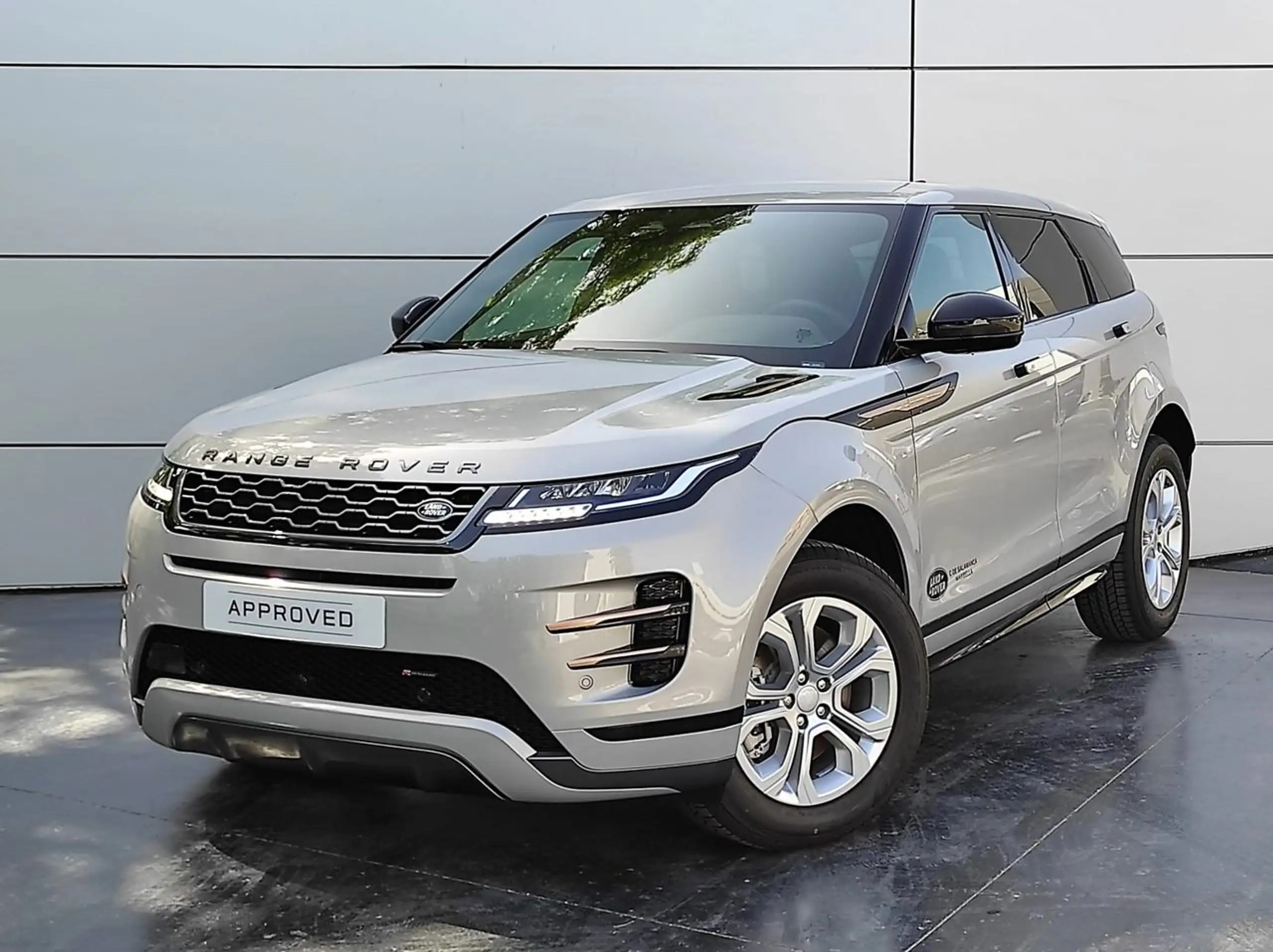 Land Rover - Range Rover Evoque