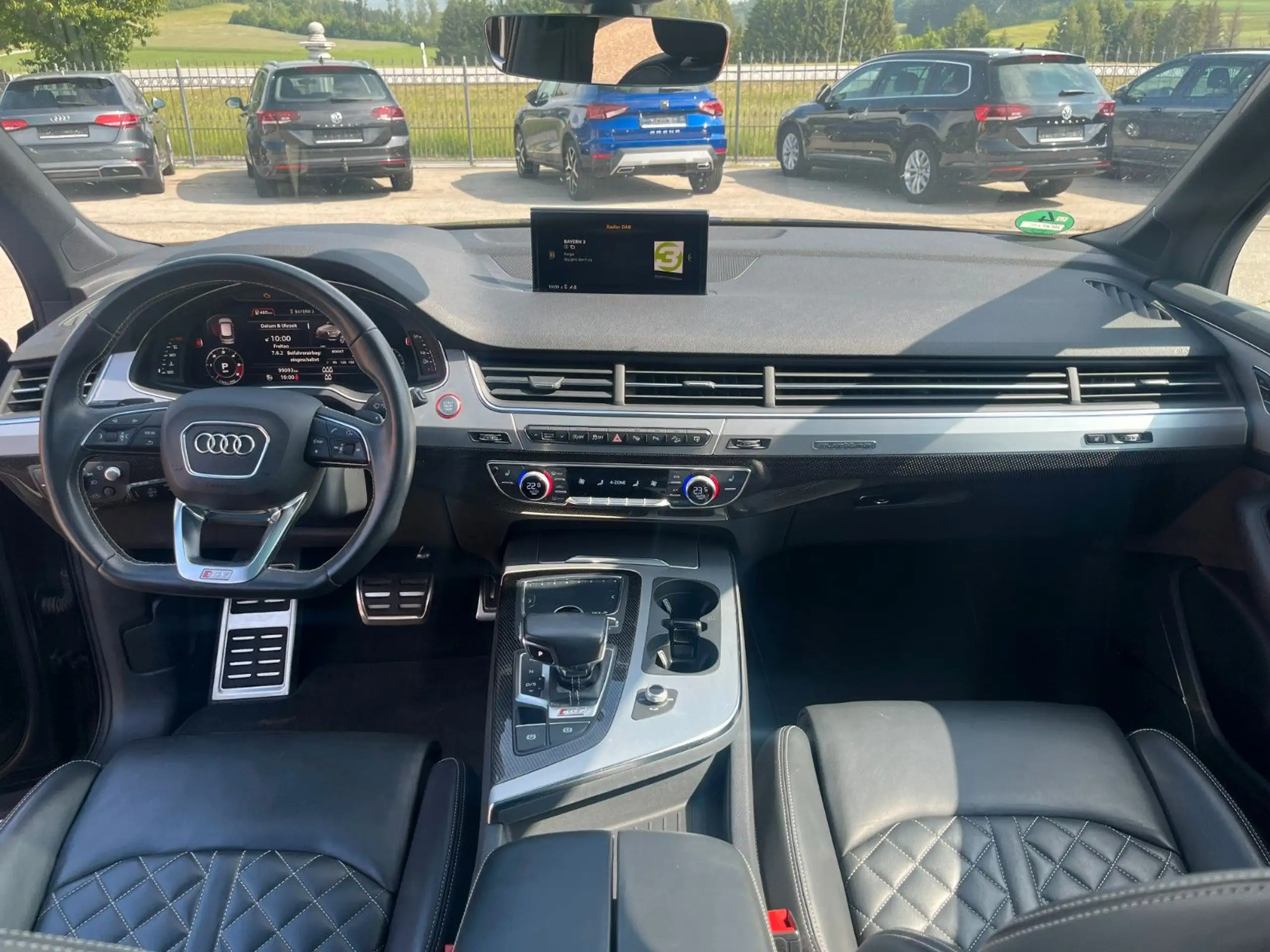 Audi - SQ7