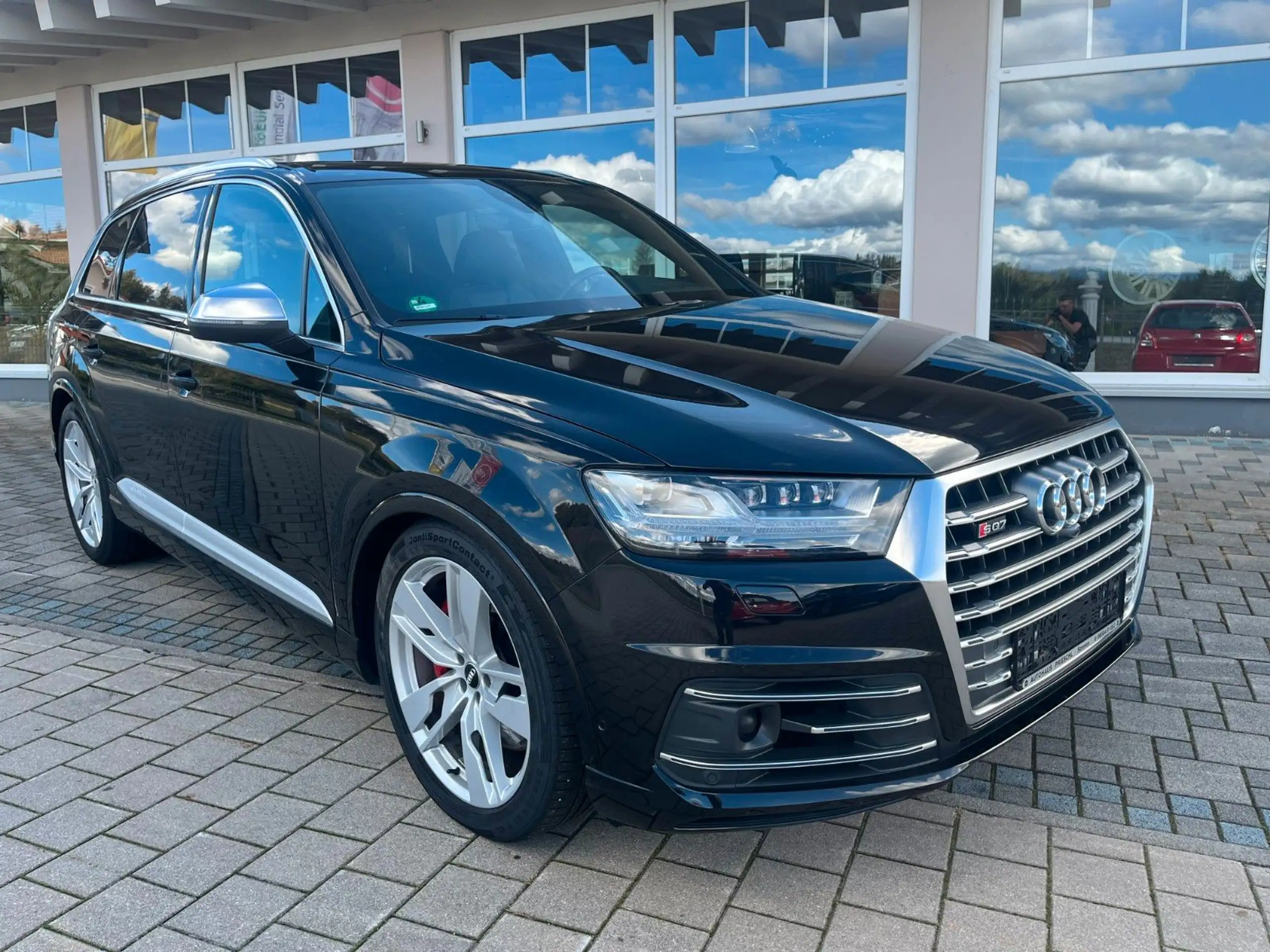 Audi - SQ7