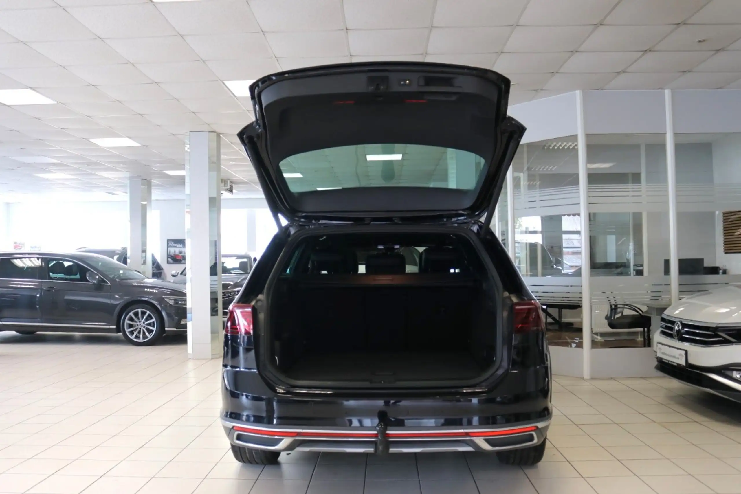 Volkswagen - Passat Alltrack