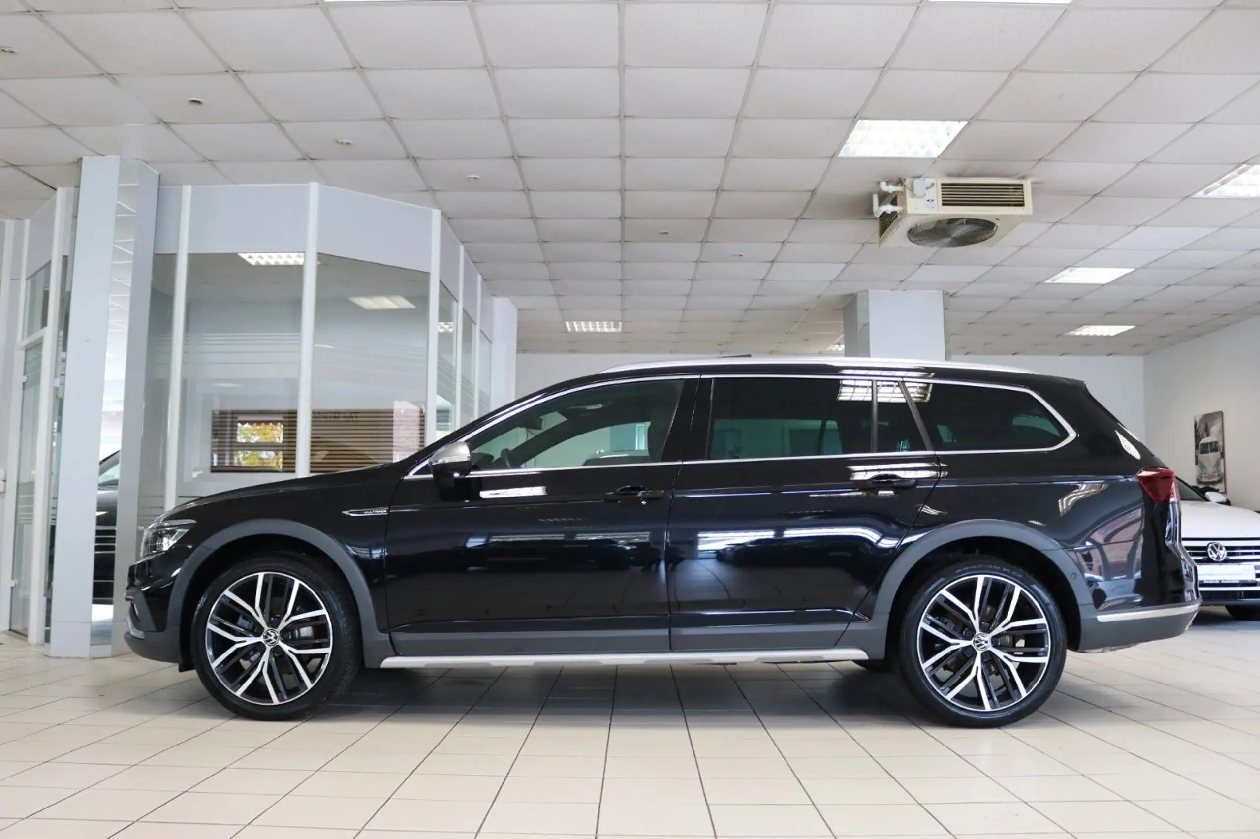 Volkswagen - Passat Alltrack