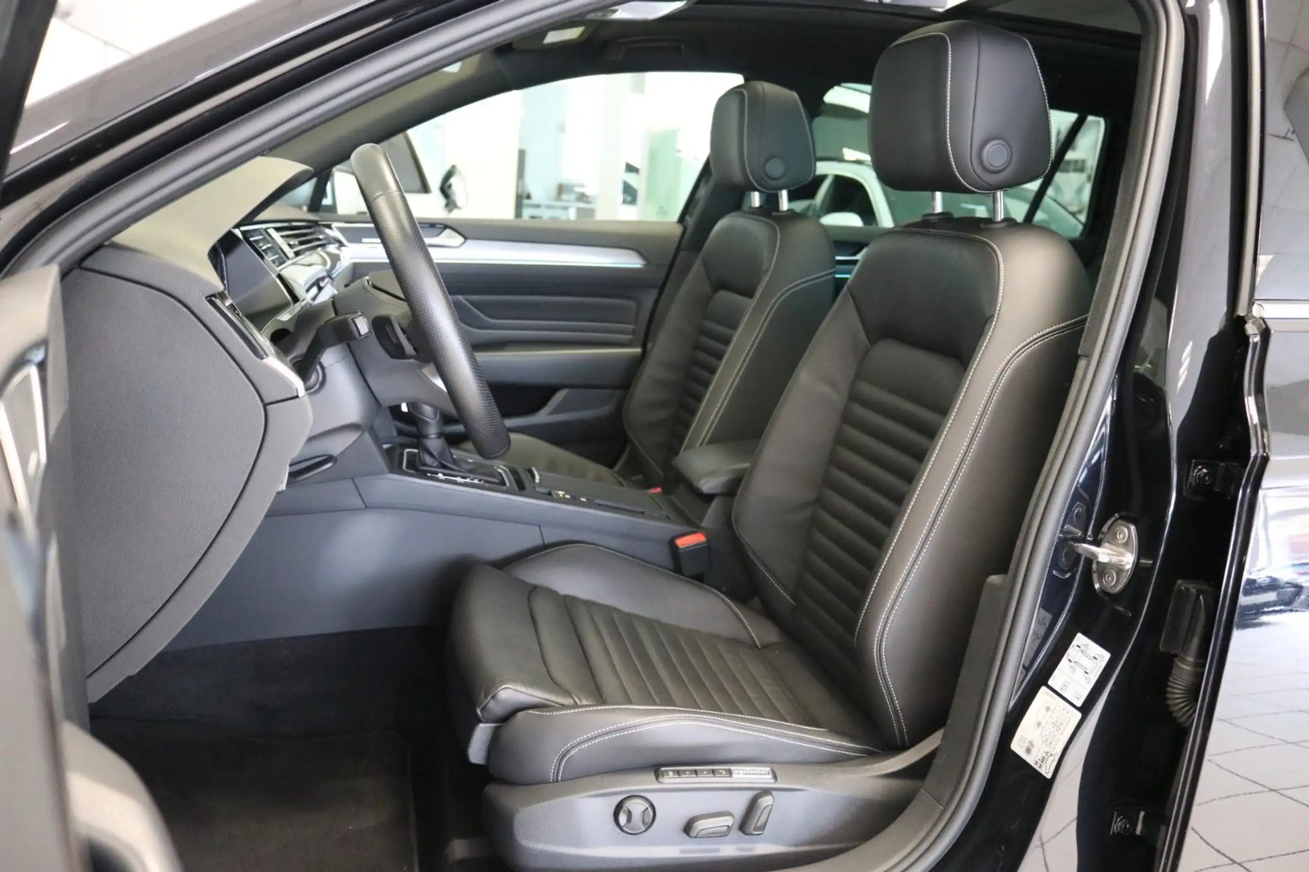 Volkswagen - Passat Alltrack