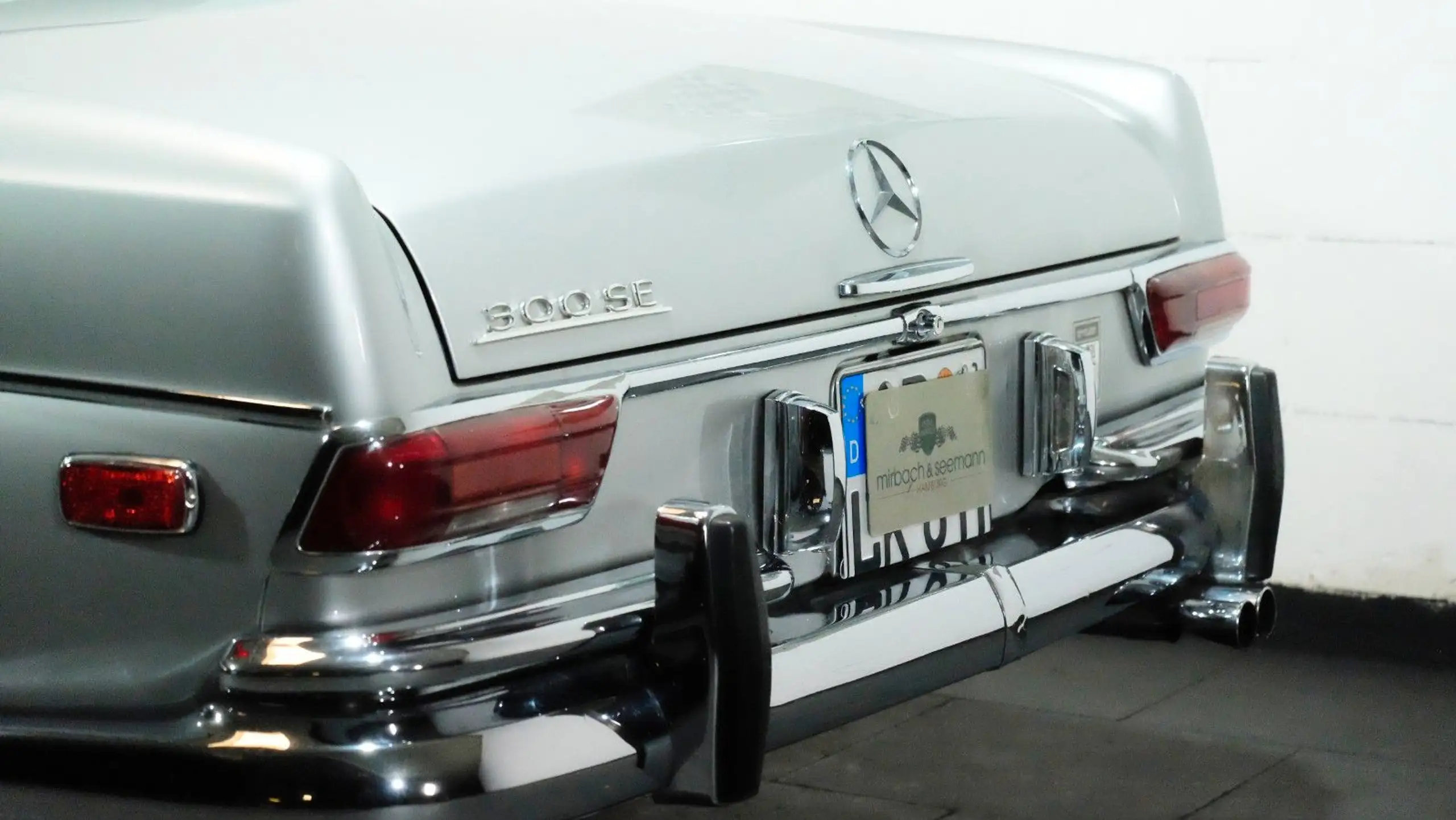 Mercedes-Benz - 280