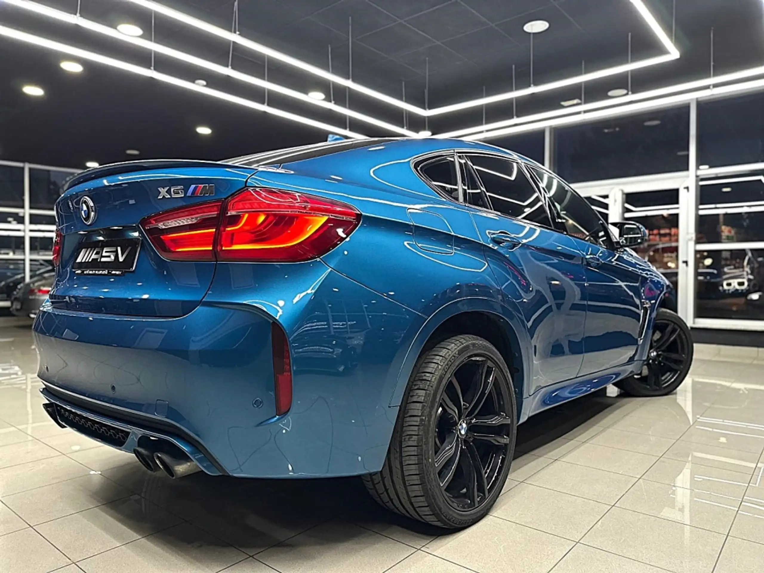 BMW - X6 M