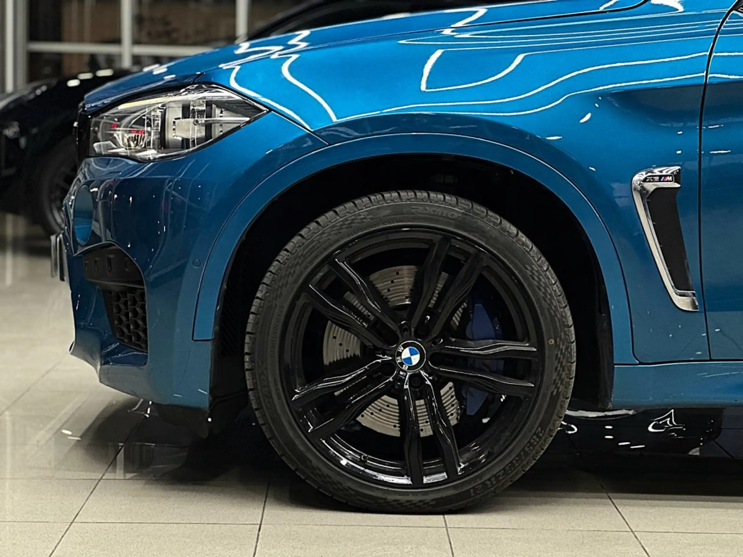 BMW - X6 M