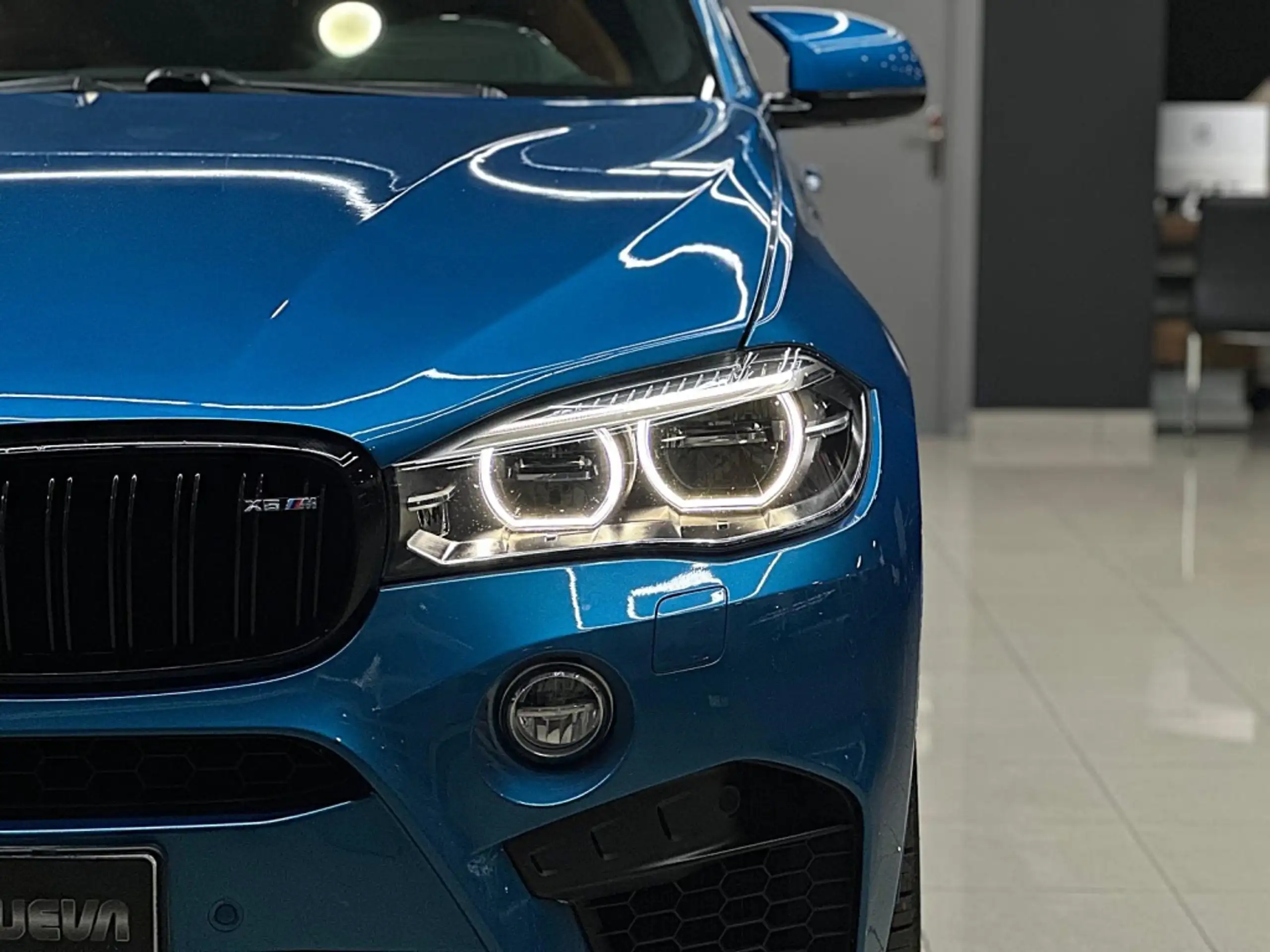 BMW - X6 M