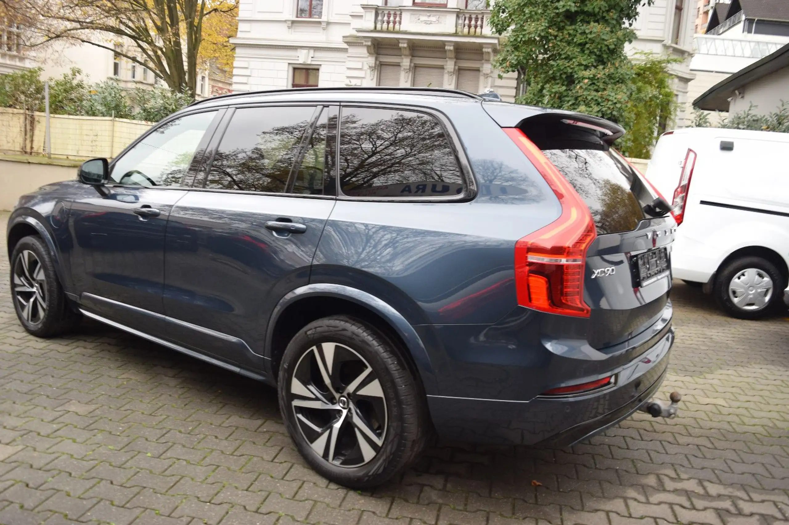 Volvo - XC90