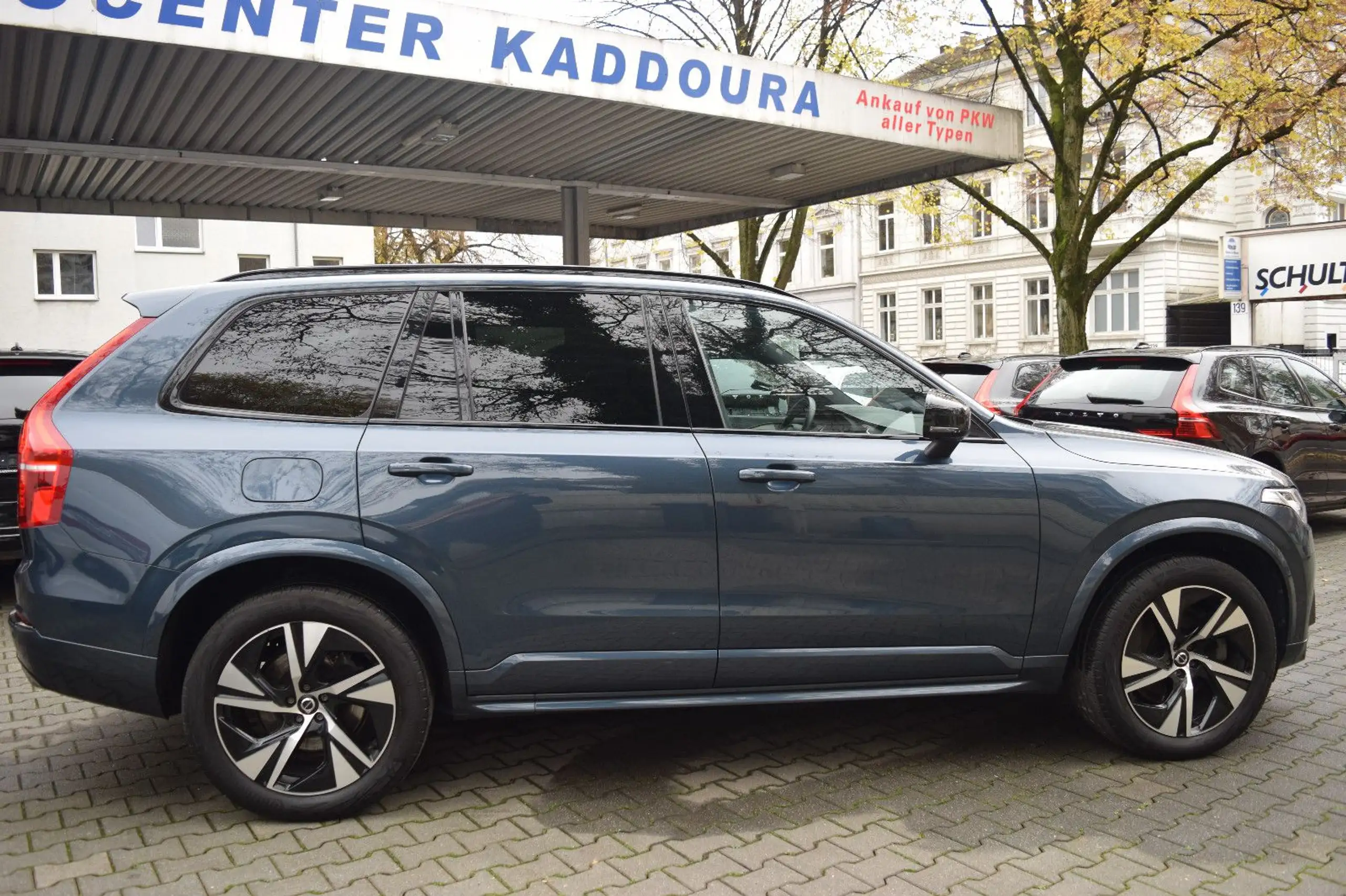 Volvo - XC90