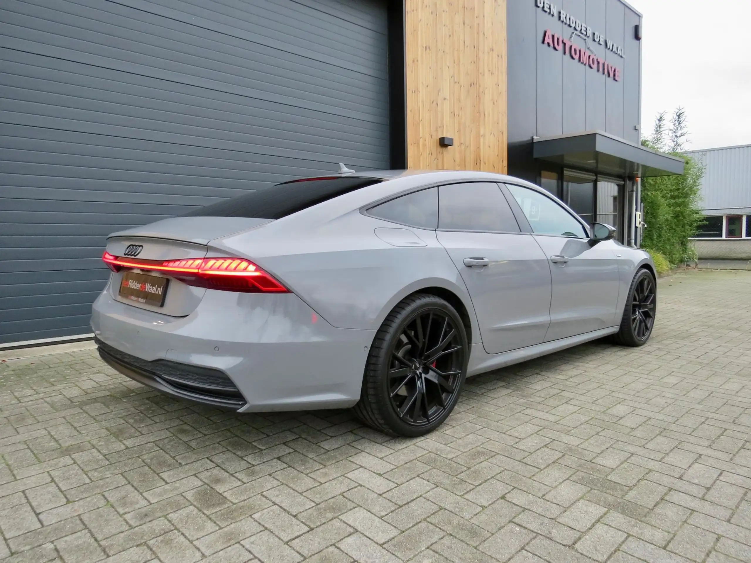 Audi - A7