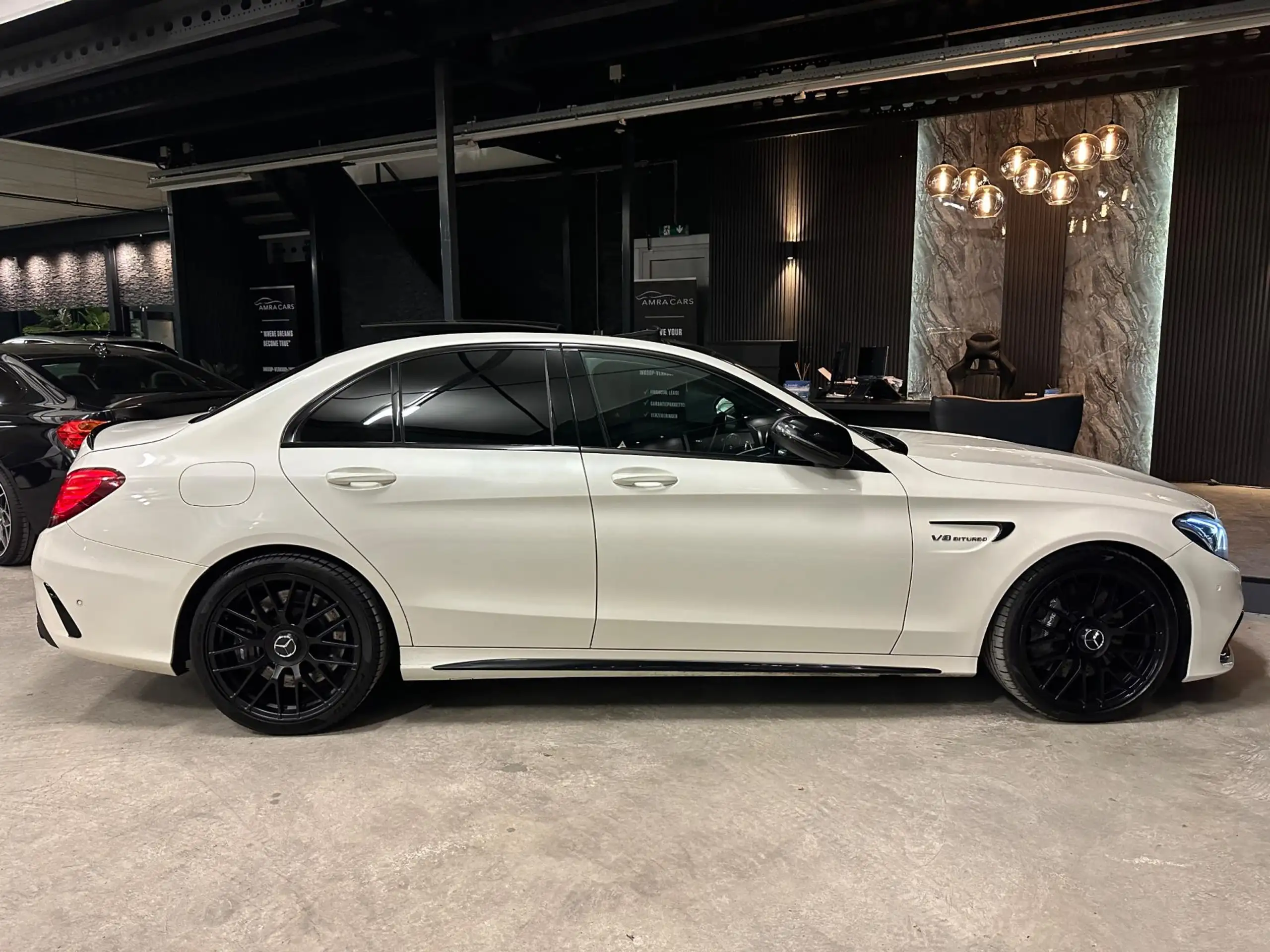 Mercedes-Benz - C 63 AMG