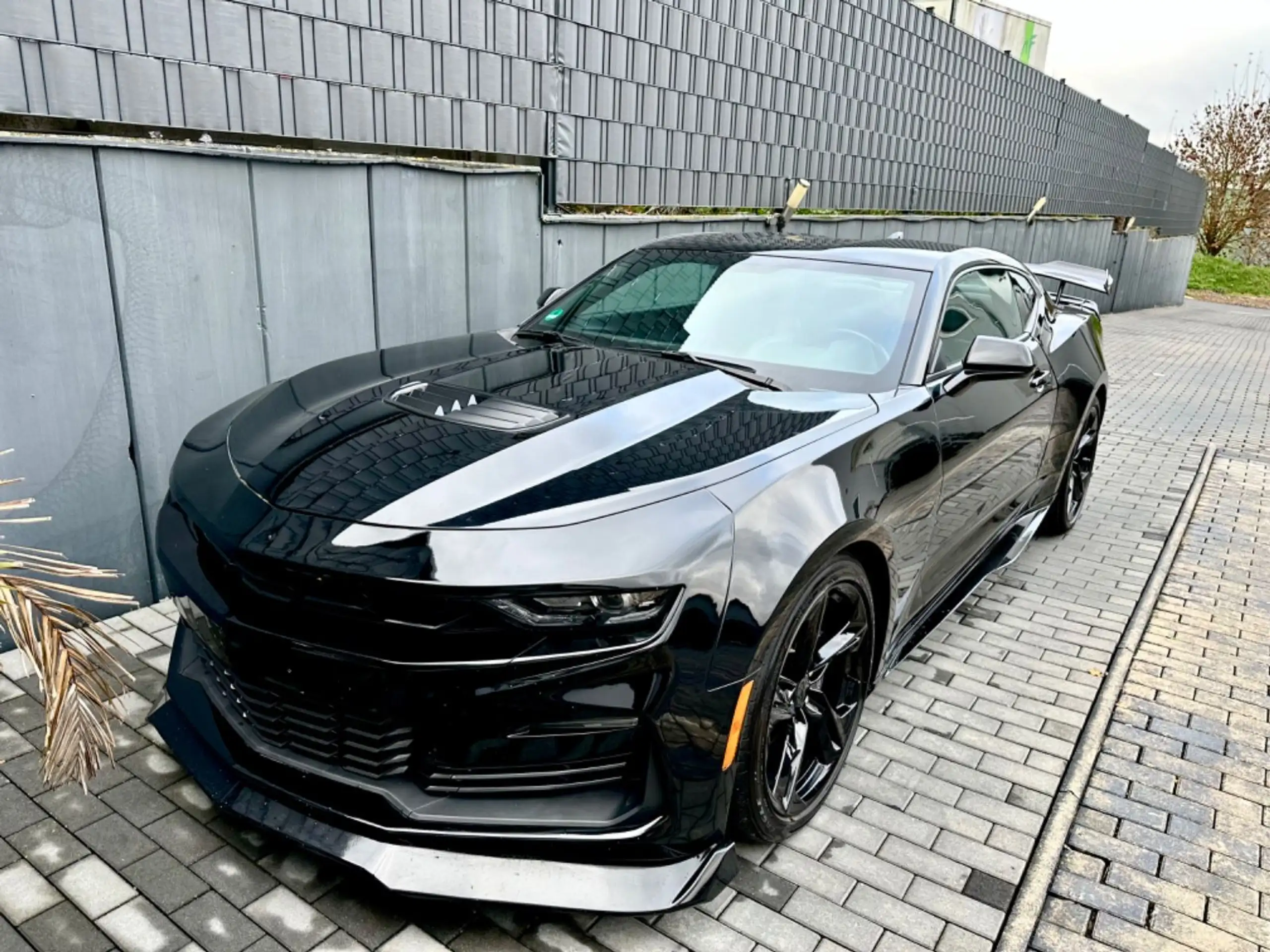 Chevrolet - Camaro