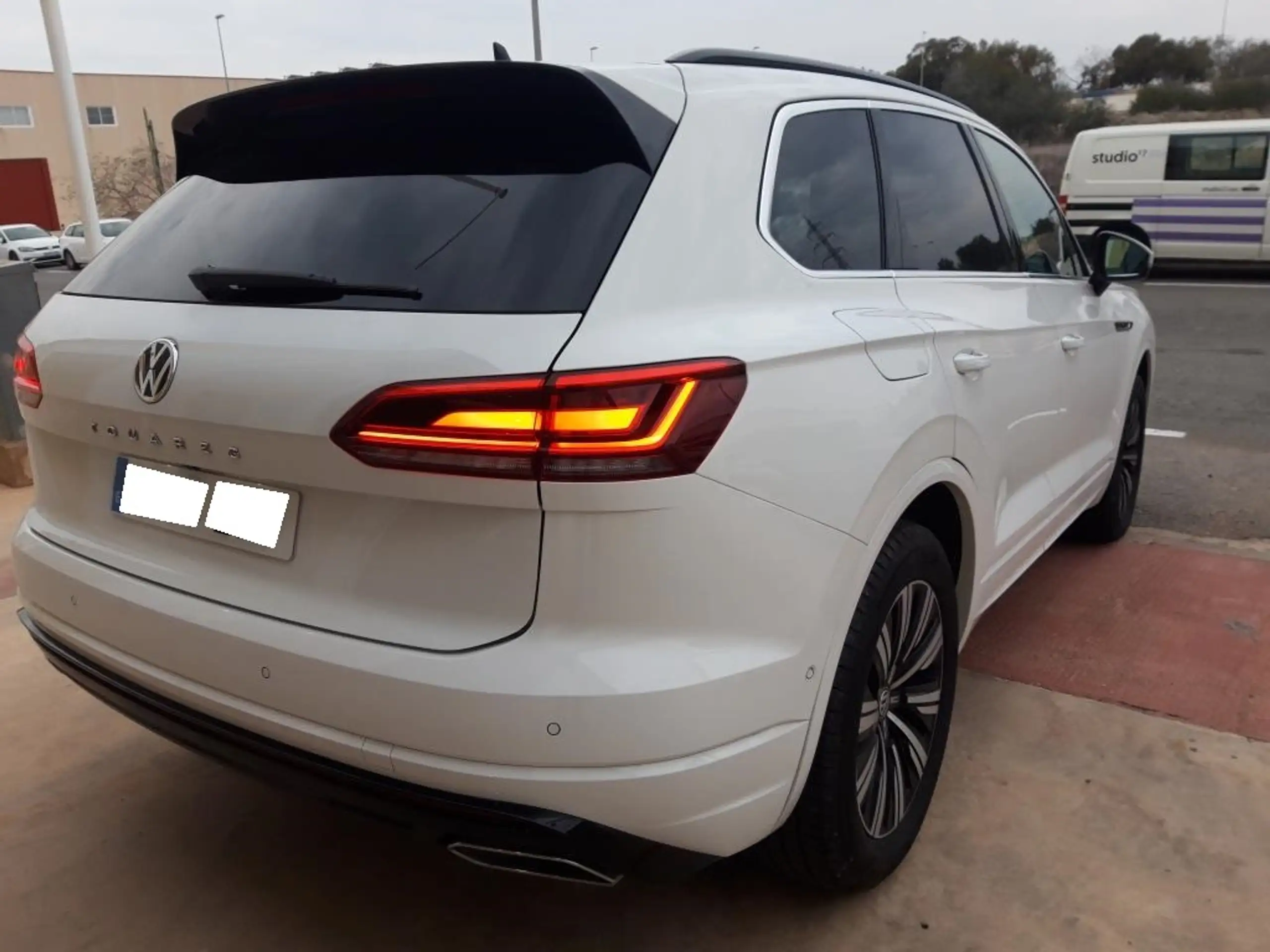 Volkswagen - Touareg