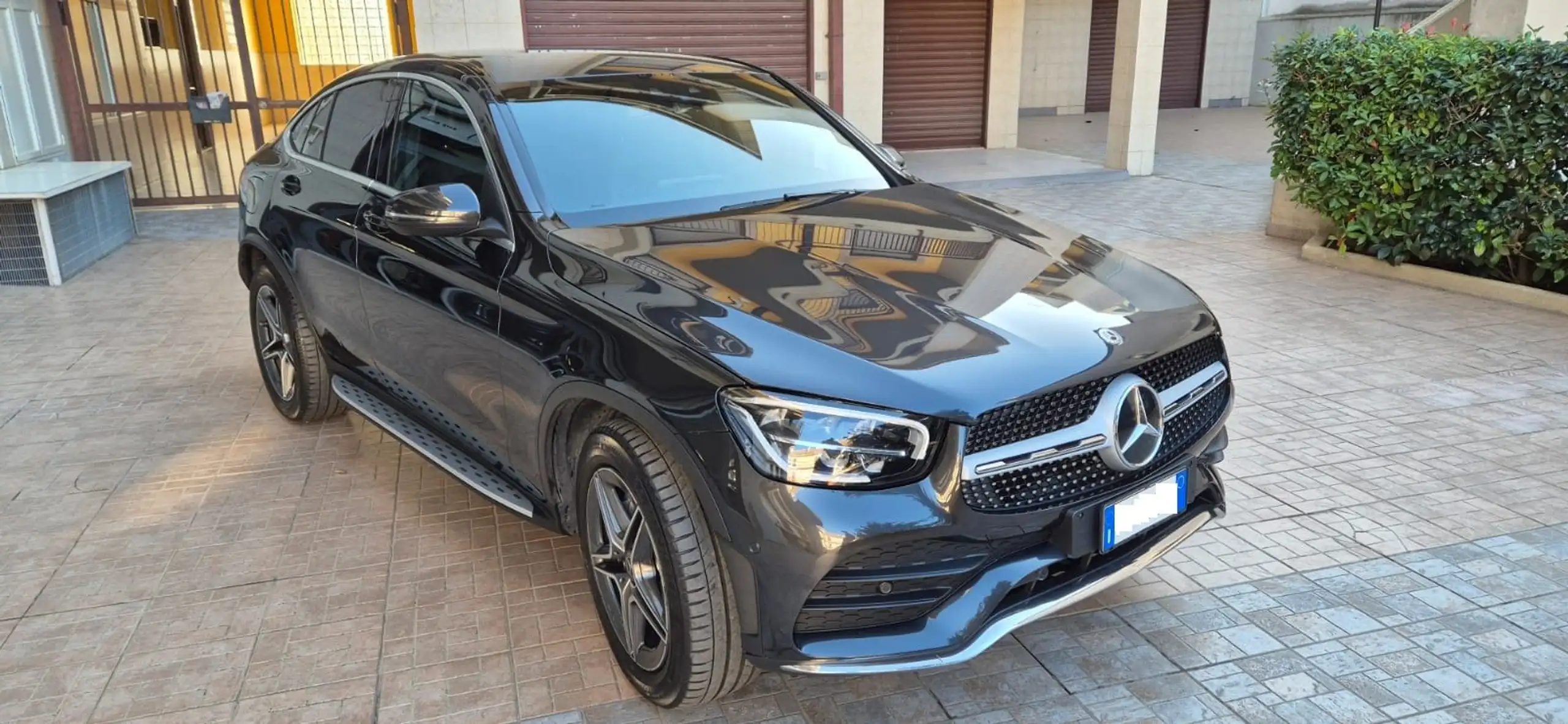 Mercedes-Benz - GLC 220