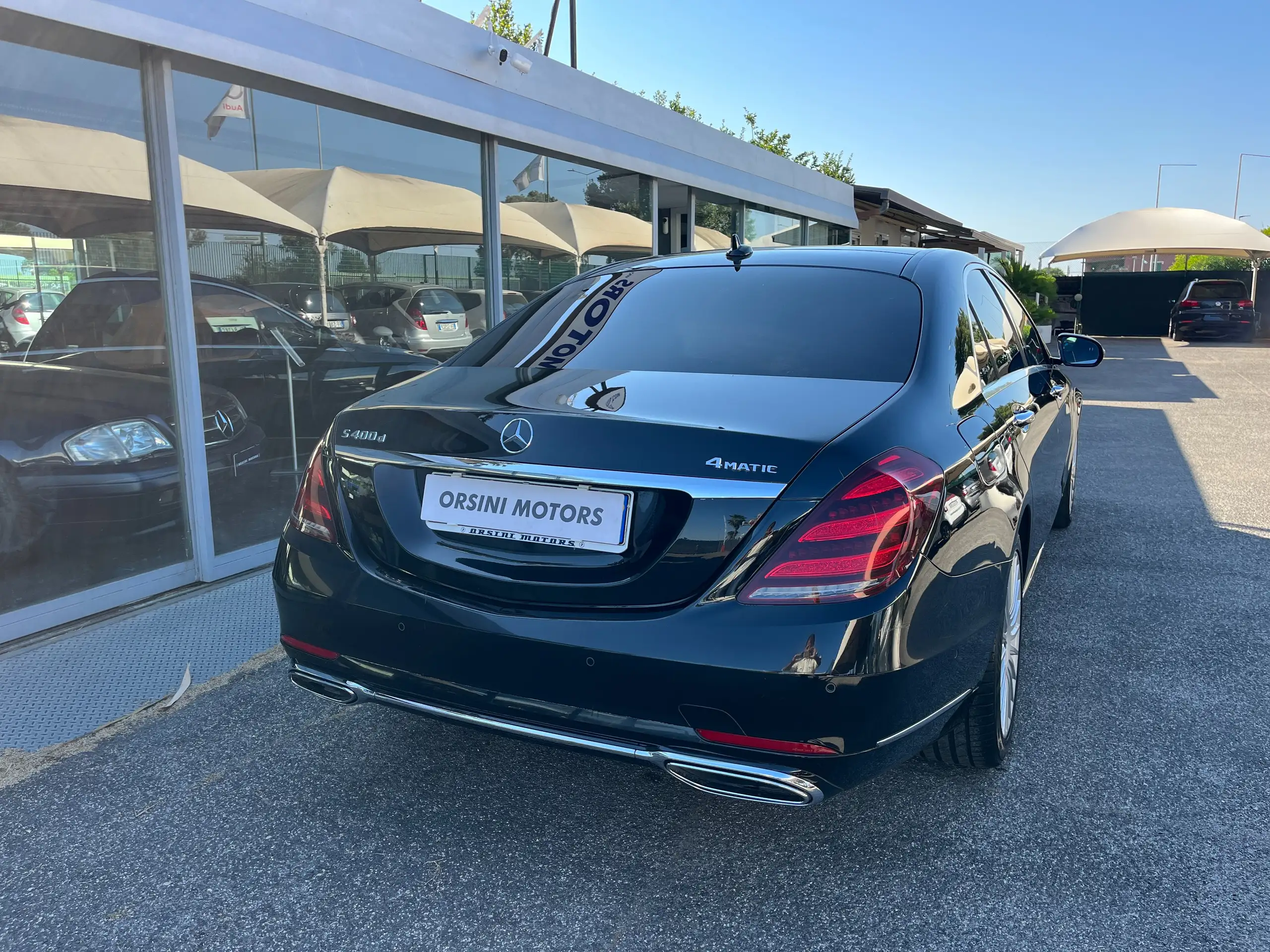 Mercedes-Benz - S 400