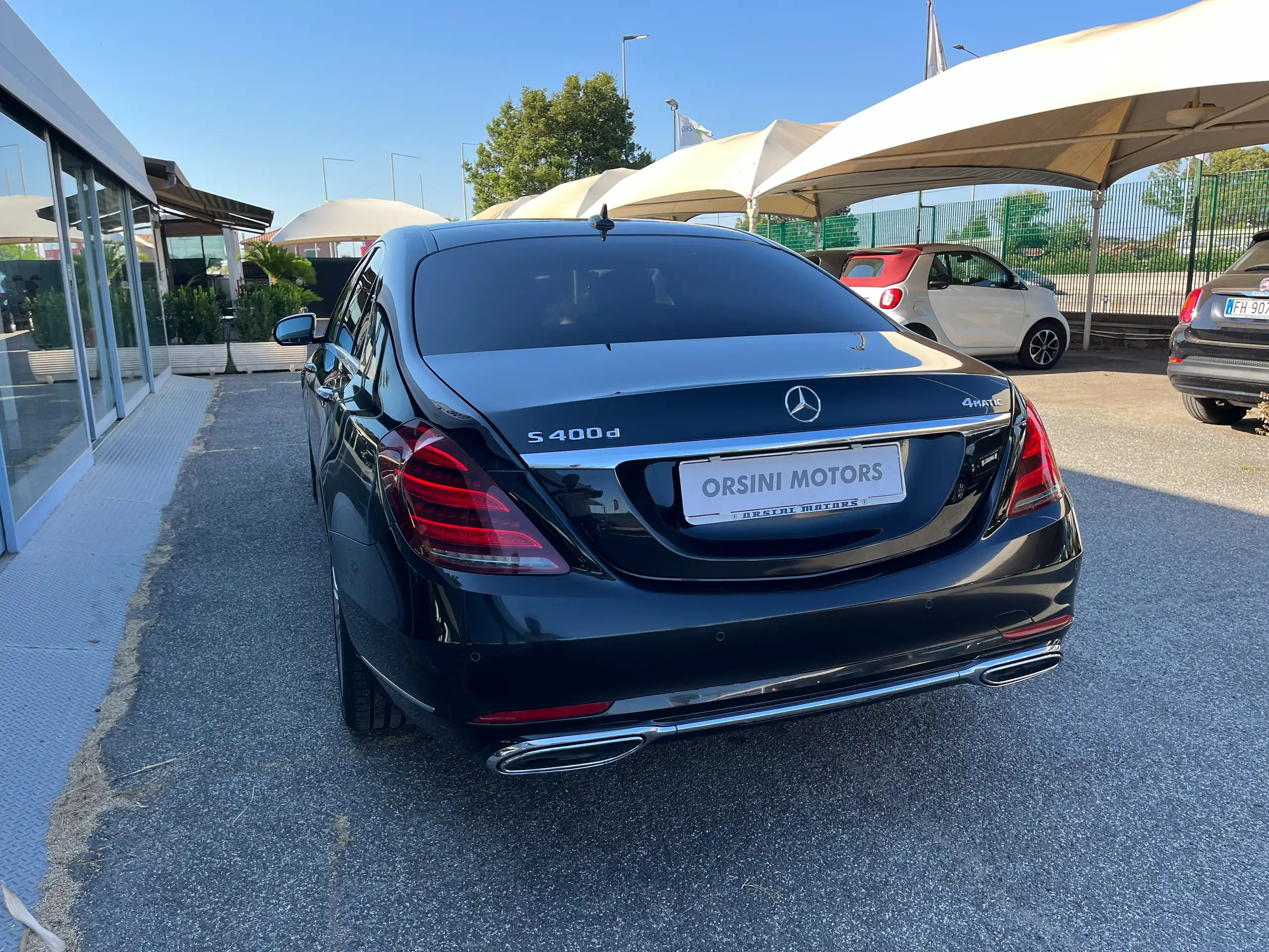 Mercedes-Benz - S 400