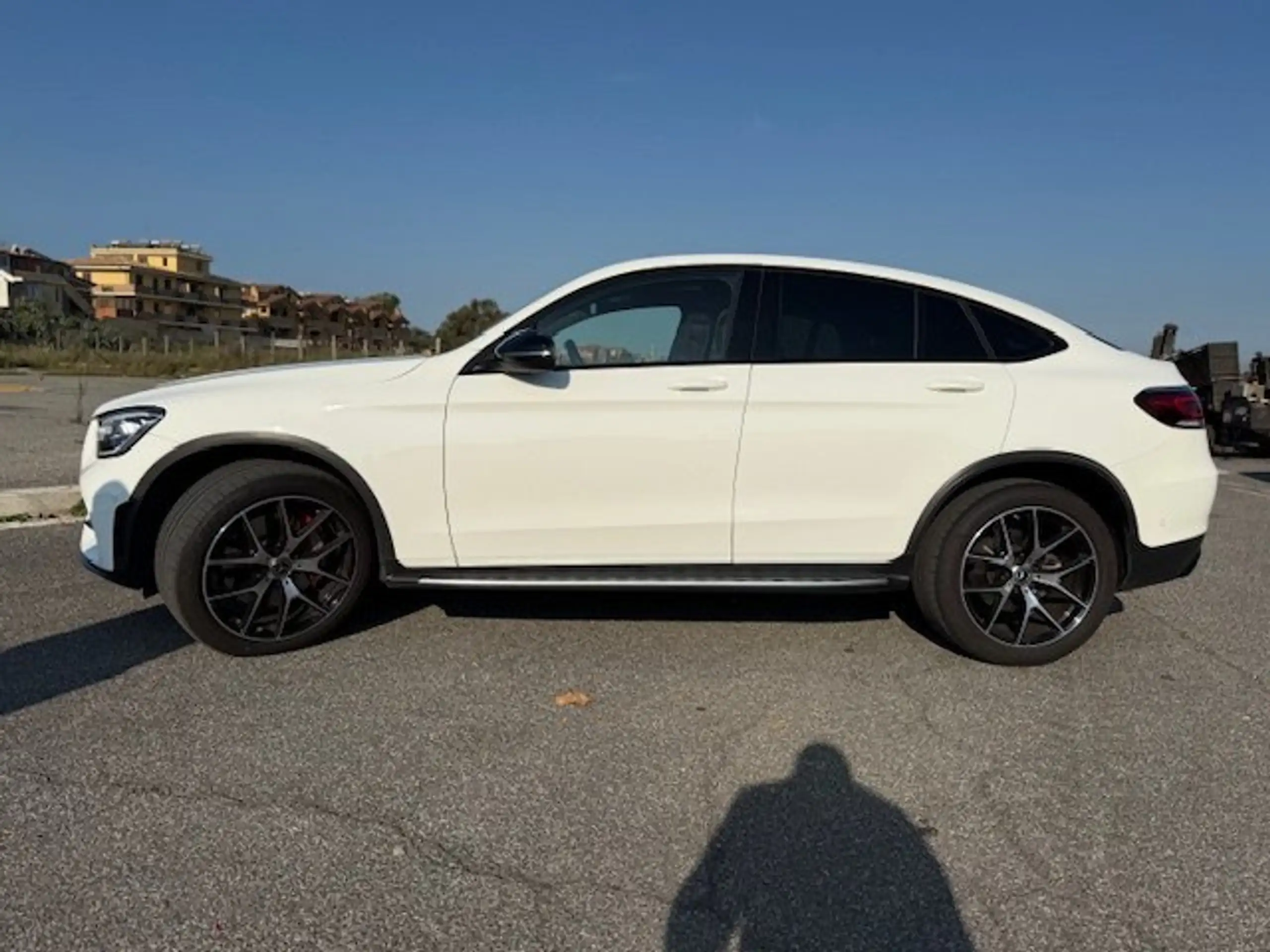 Mercedes-Benz - GLC 400