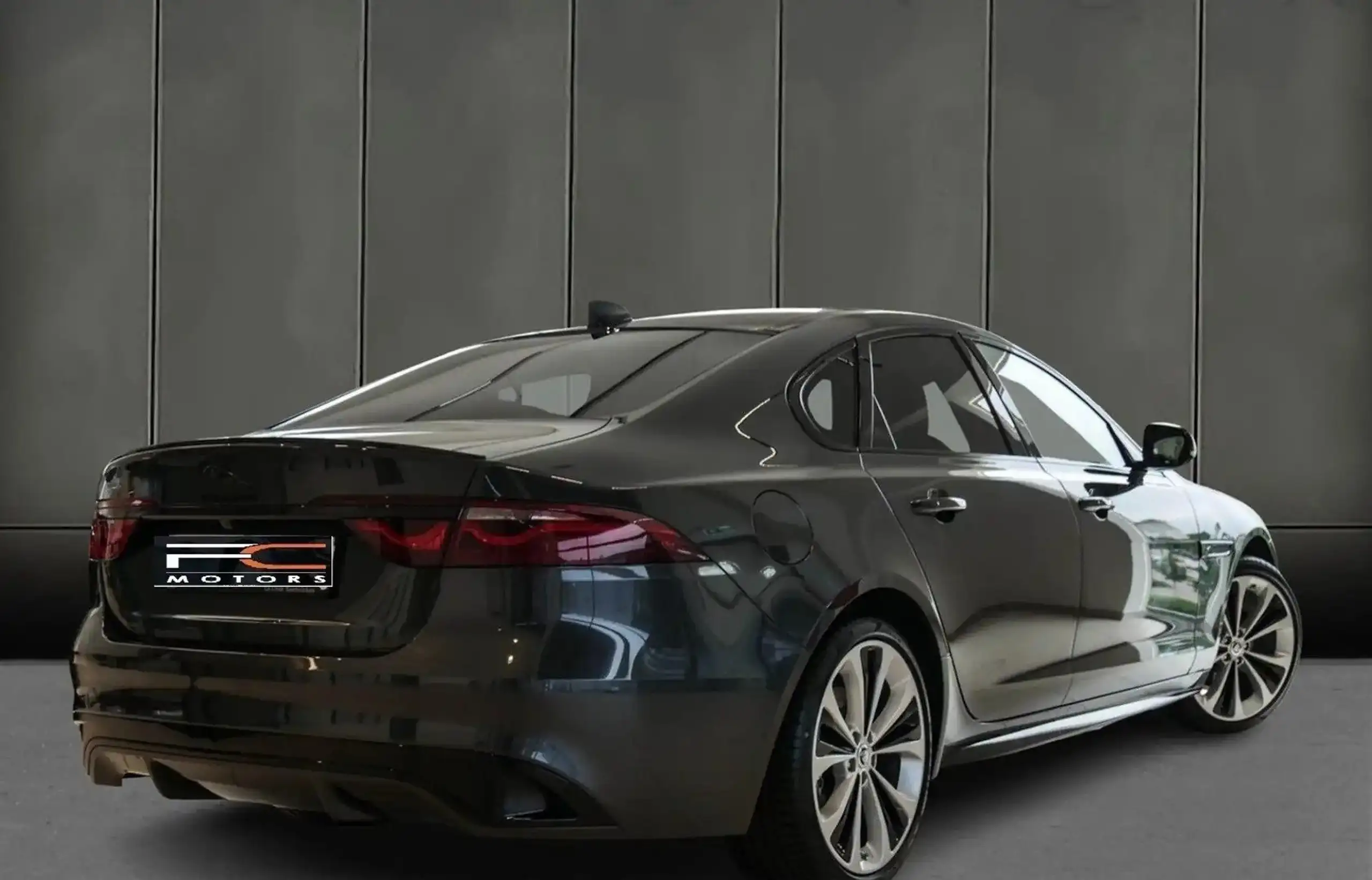 Jaguar - XF