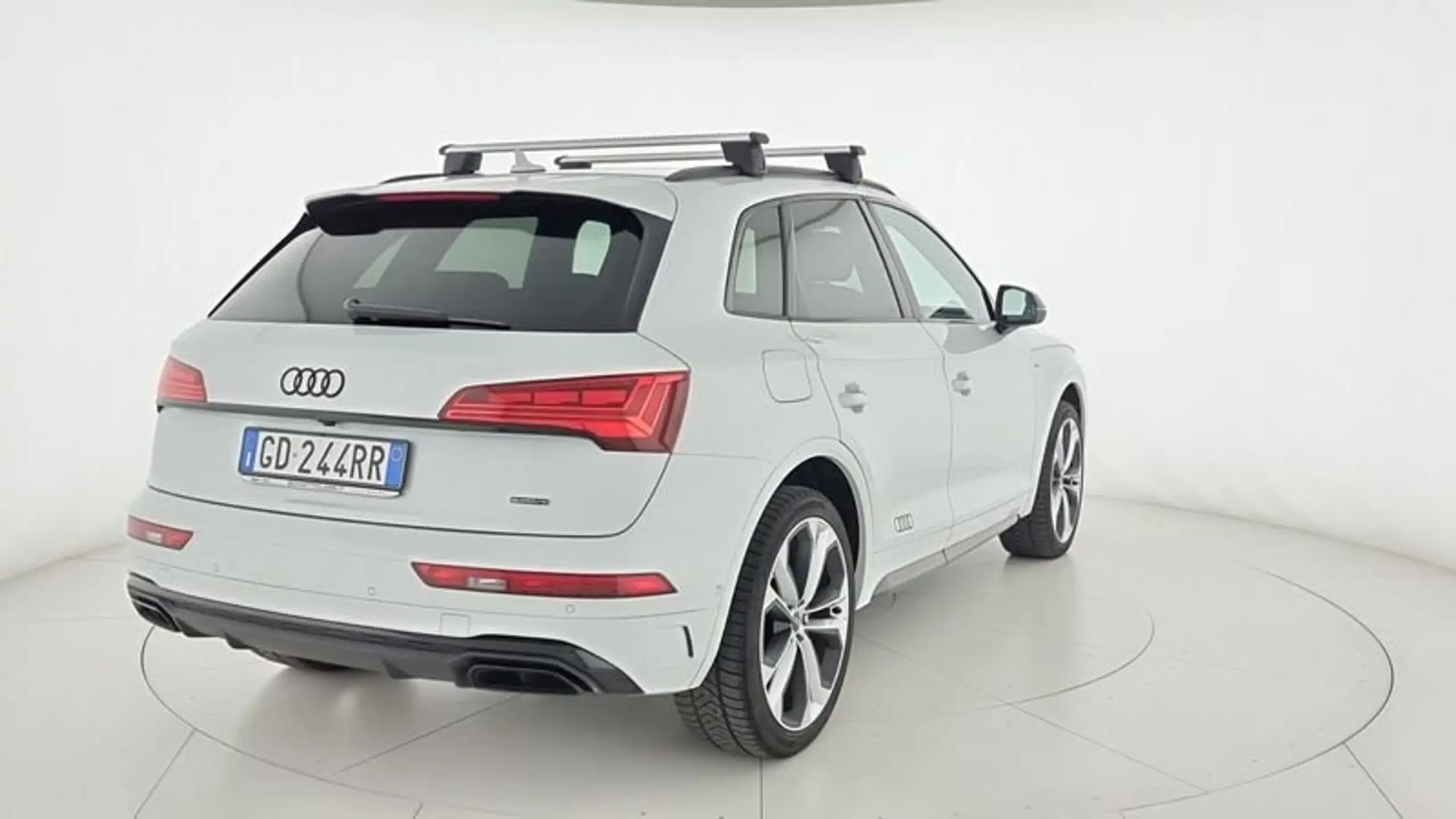 Audi - Q5