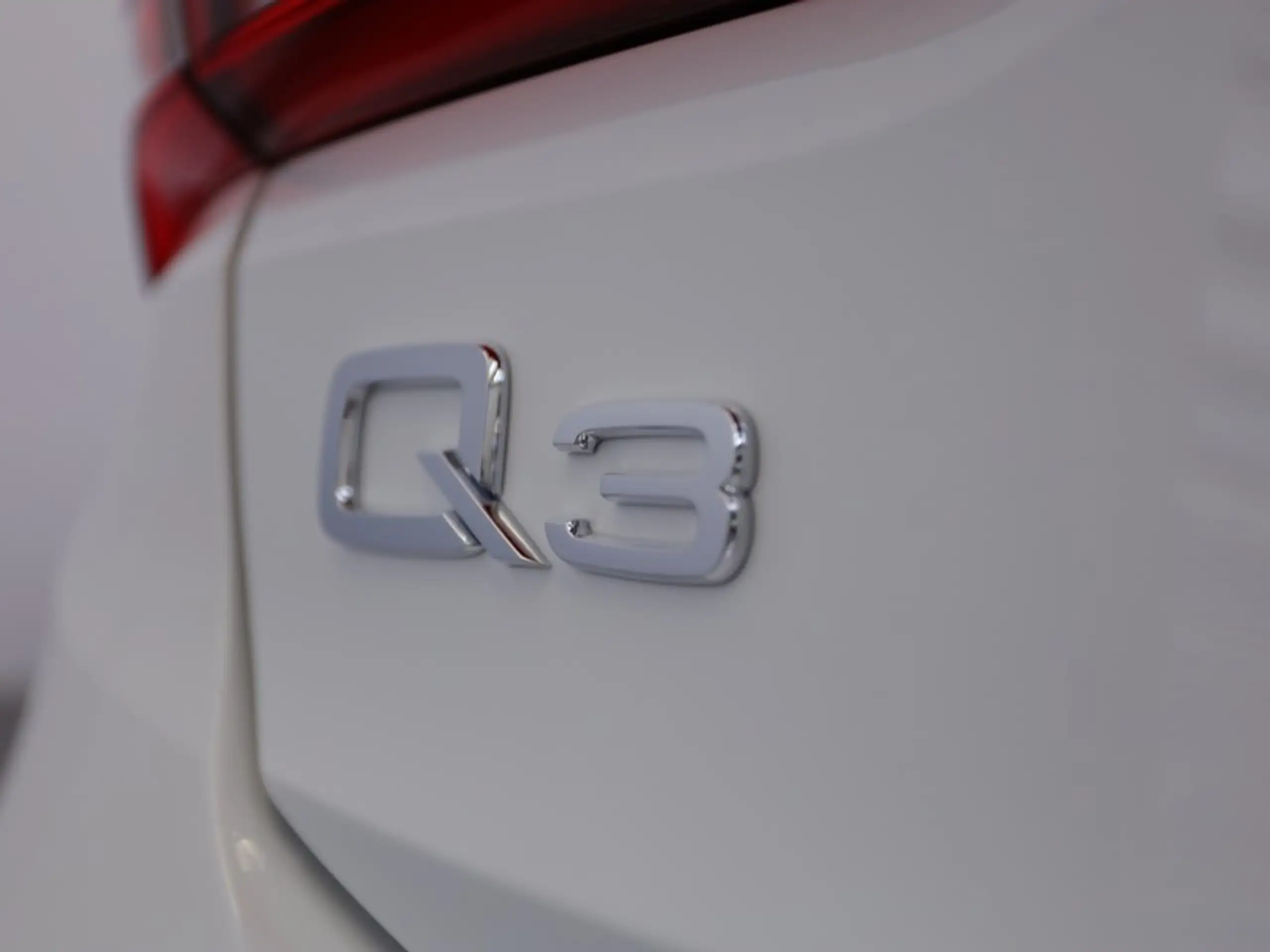 Audi - Q3