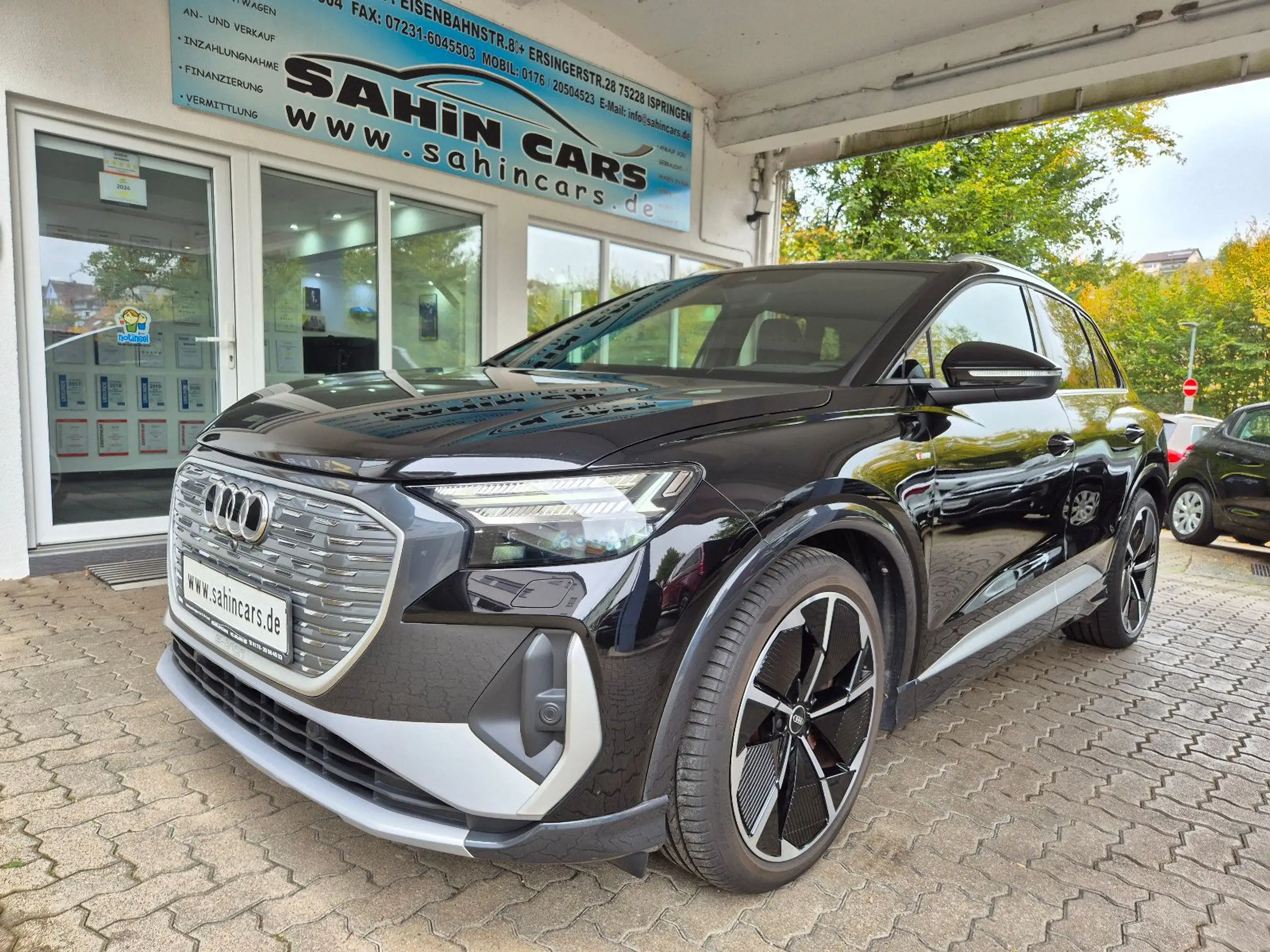 Audi - Q4 e-tron