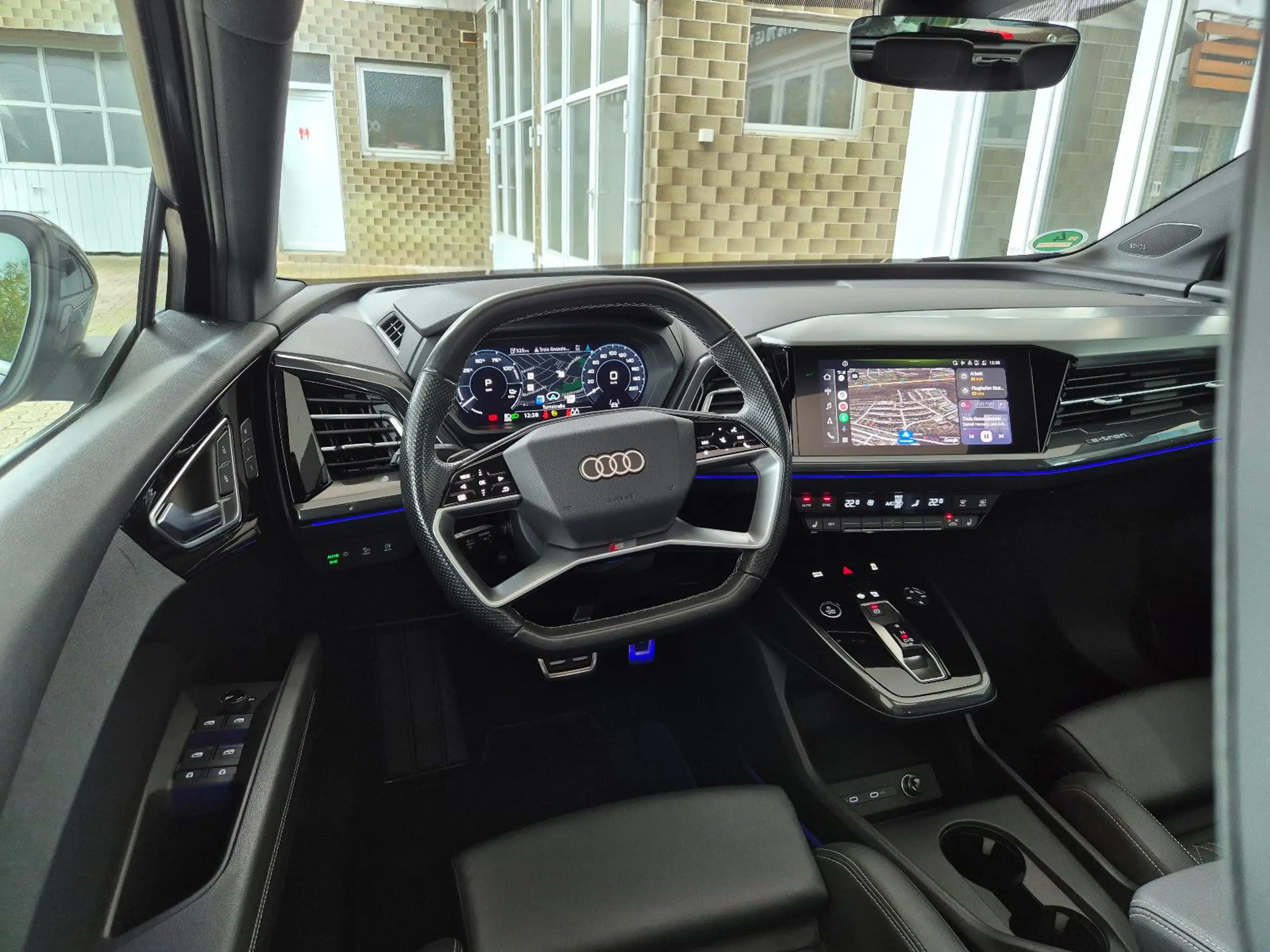 Audi - Q4 e-tron