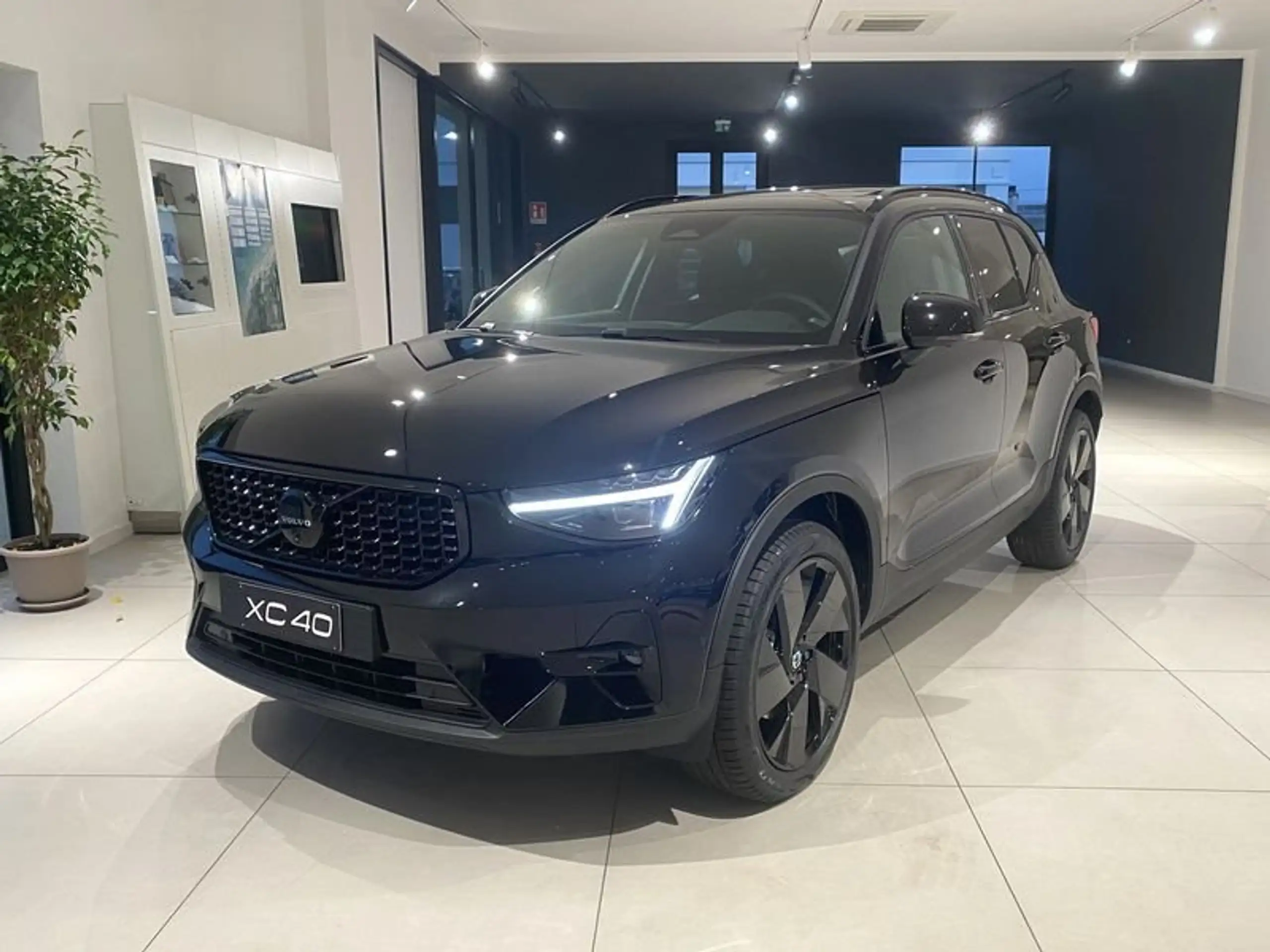 Volvo - XC40