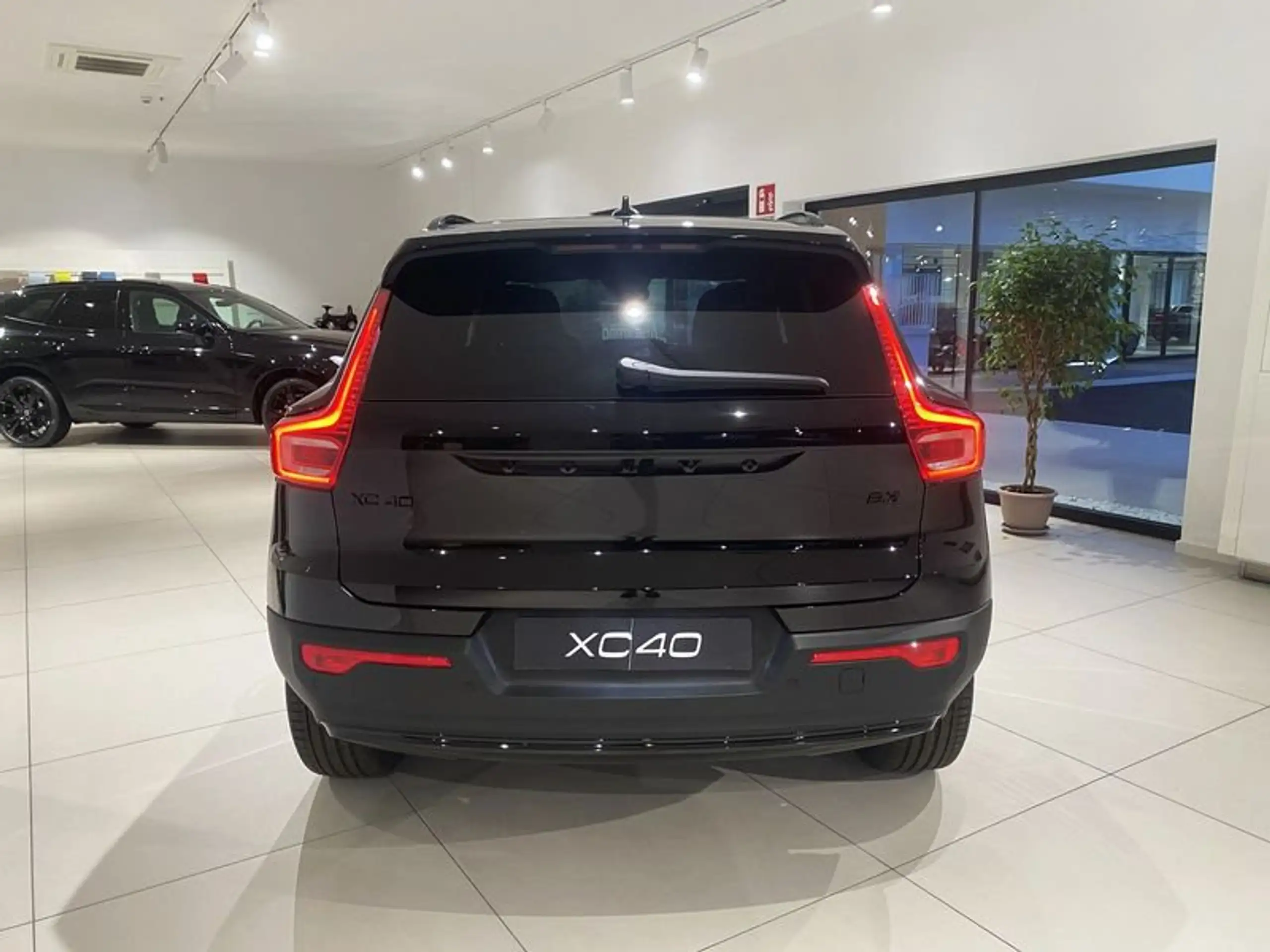 Volvo - XC40